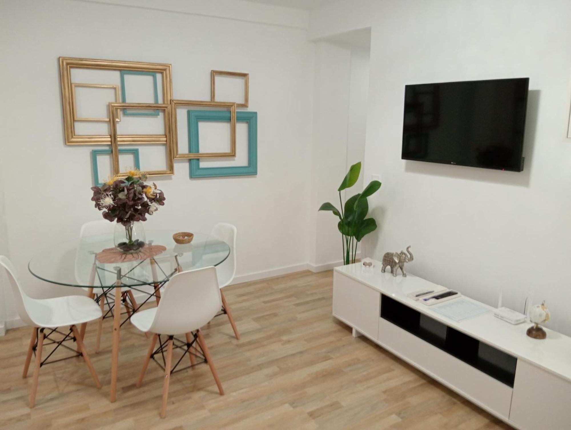 Apartamento Amor, Emoción Y Más, Auténtico Céntrico Climatizado,con Wifi, Cercano A La Catedral Y Estaciones Córdoba