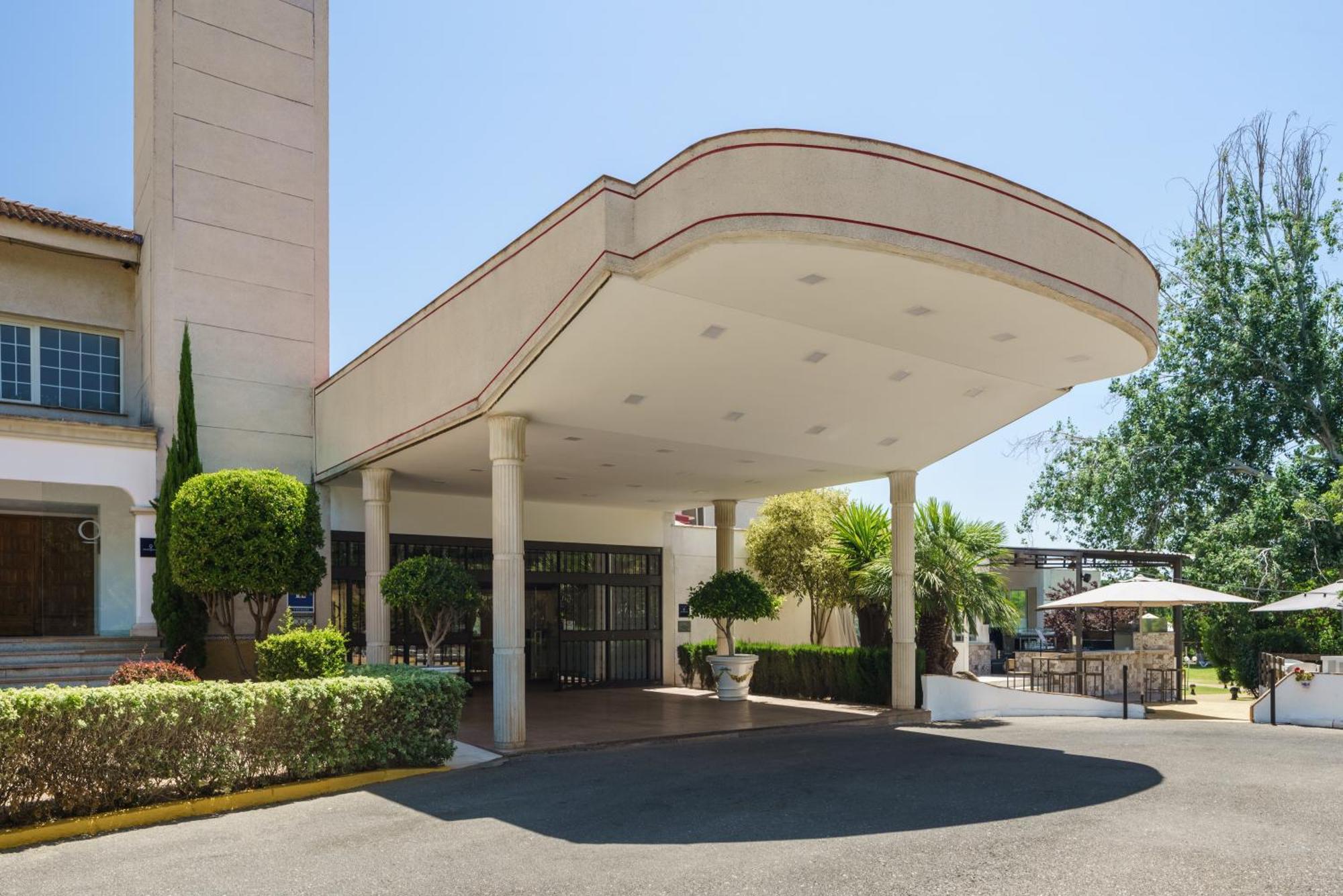 Crisol Jardines De Hotel 4*