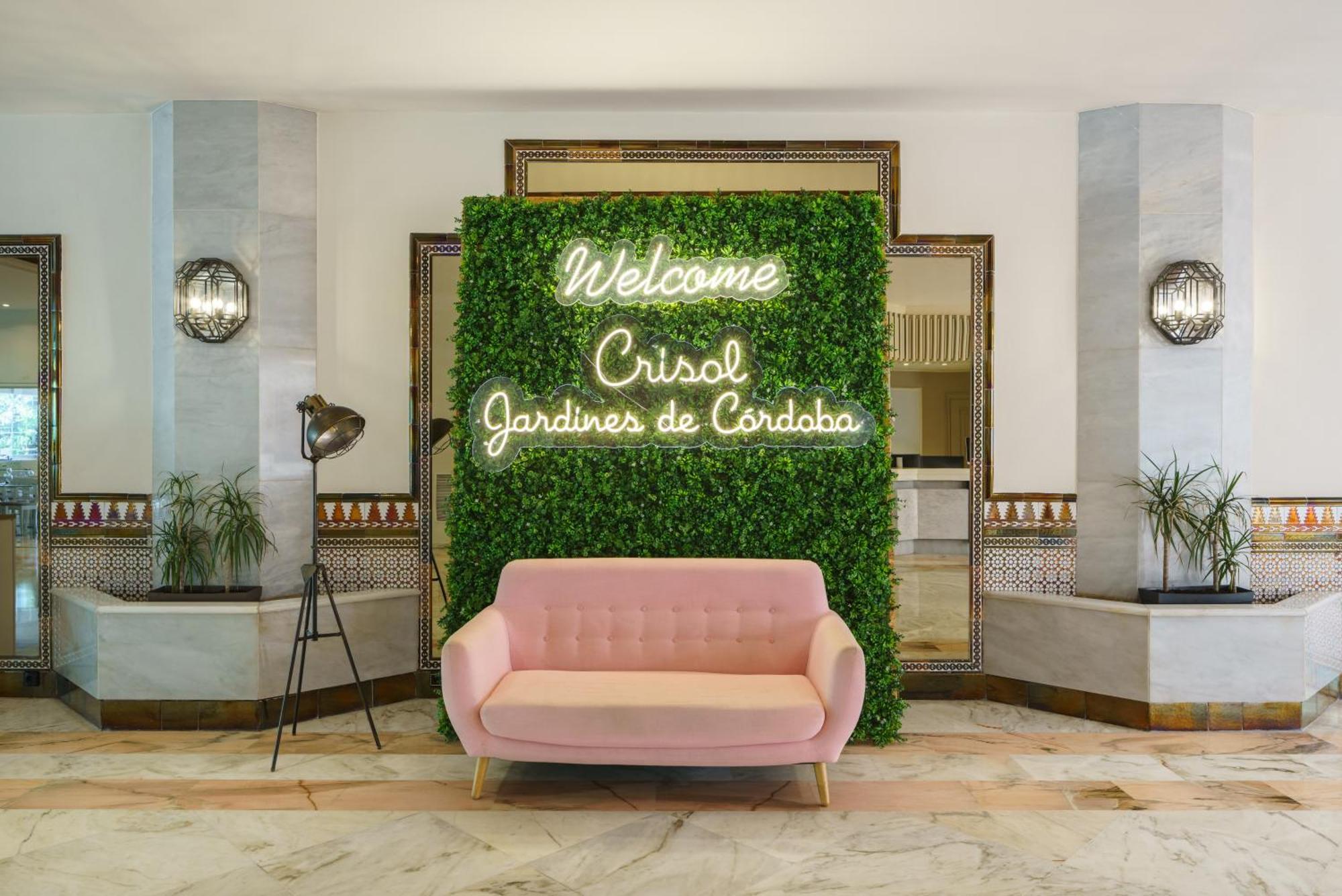 Hotel Crisol Jardines De 4*