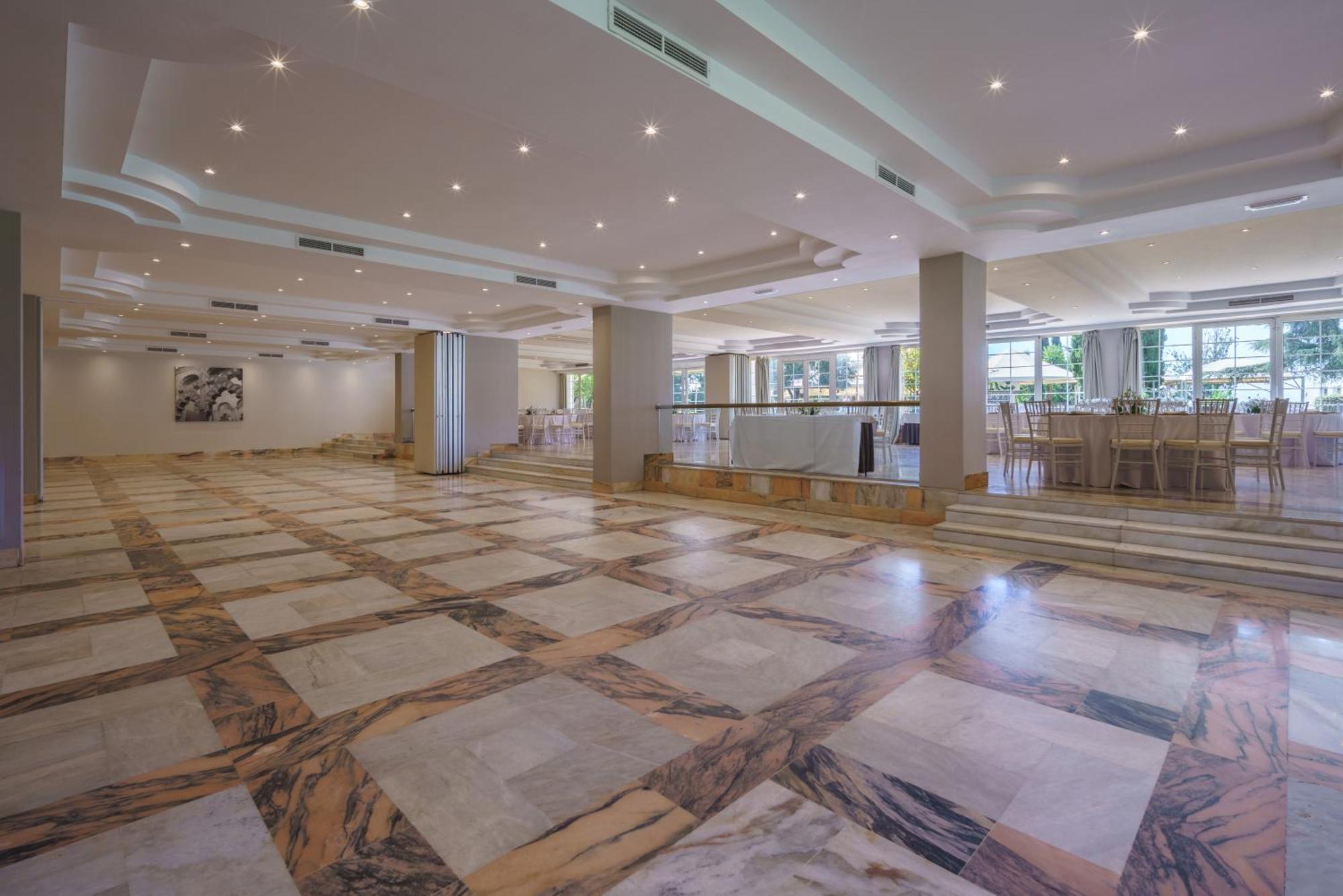 Crisol Jardines De 4* Cordoba