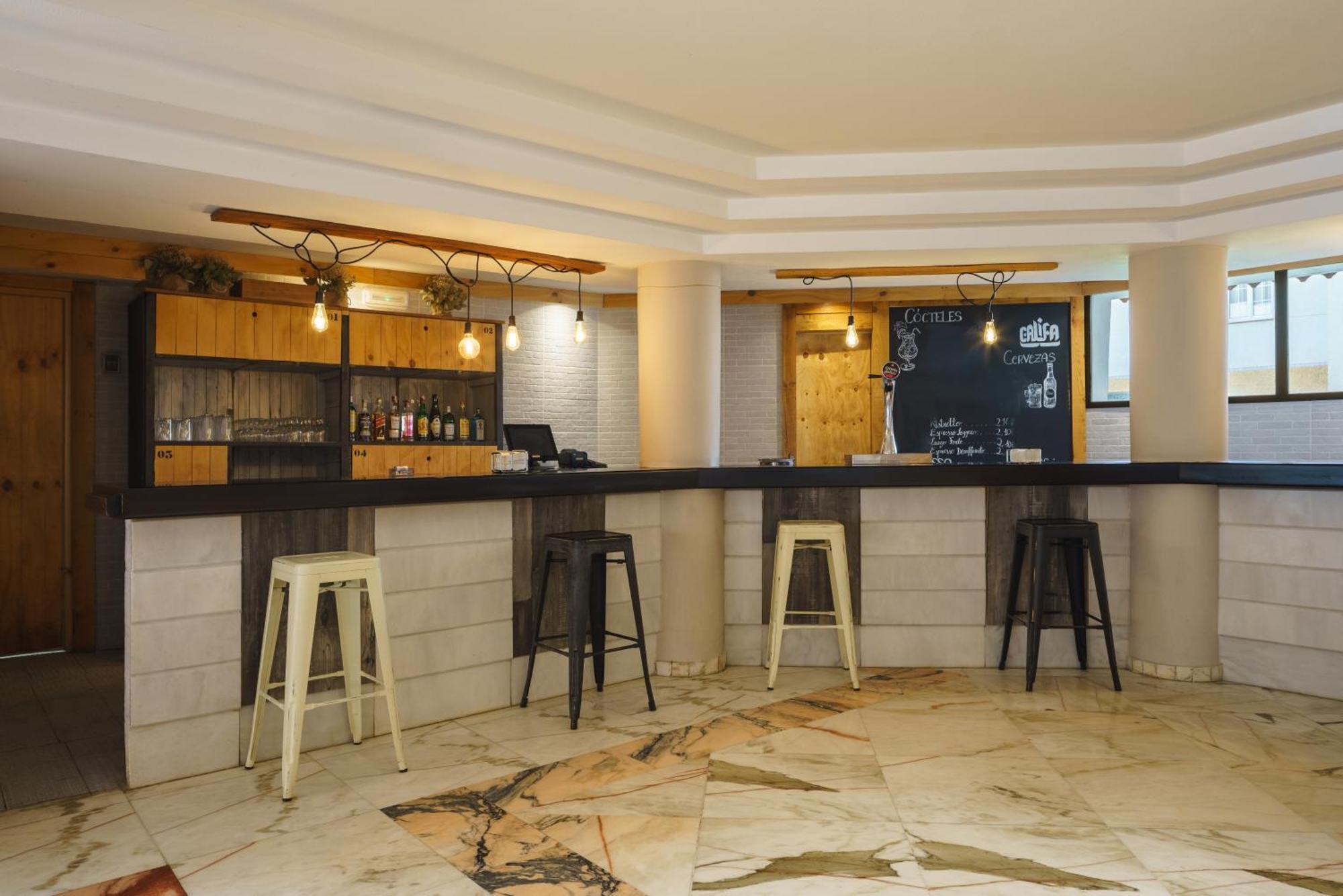 Hotel Crisol Jardines De