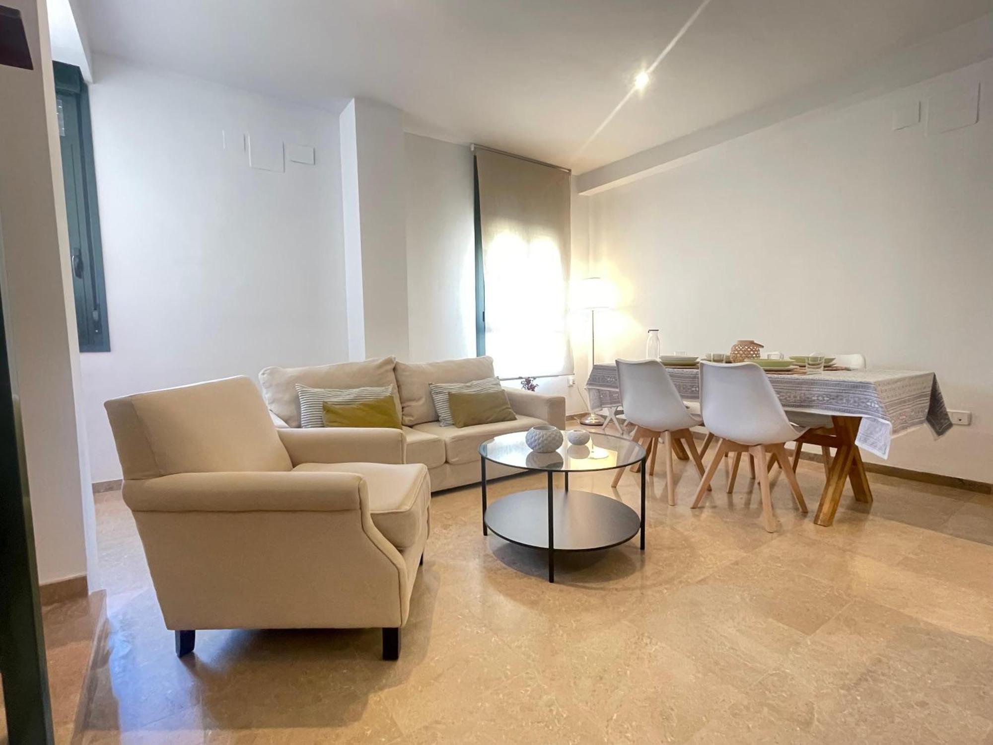 Azahar Centre & Parking Apartment