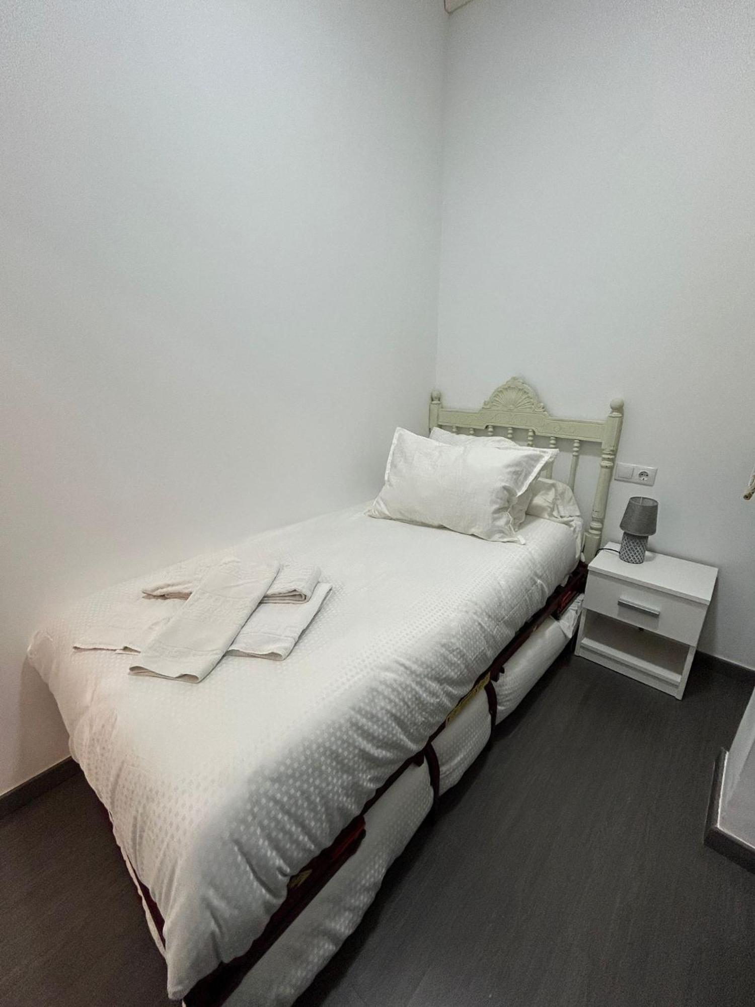 At Osario 12 Con Parking Bajo Disponibilidad Apartamento