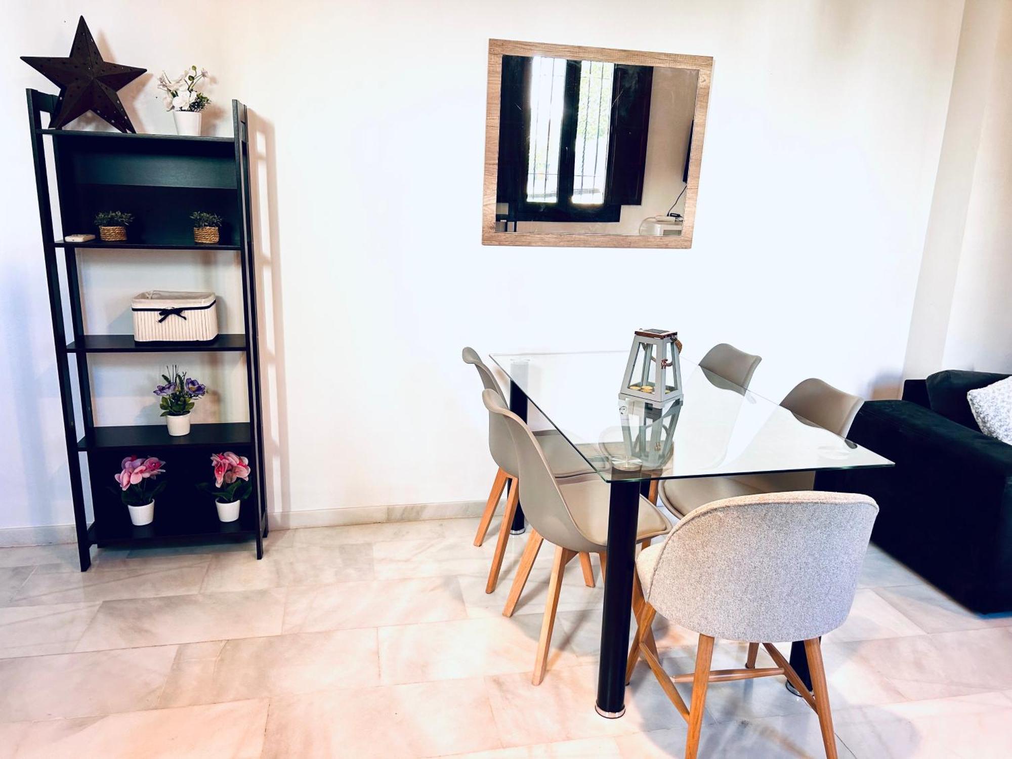 Patios De San Lorenzo Con Parking Holiday home