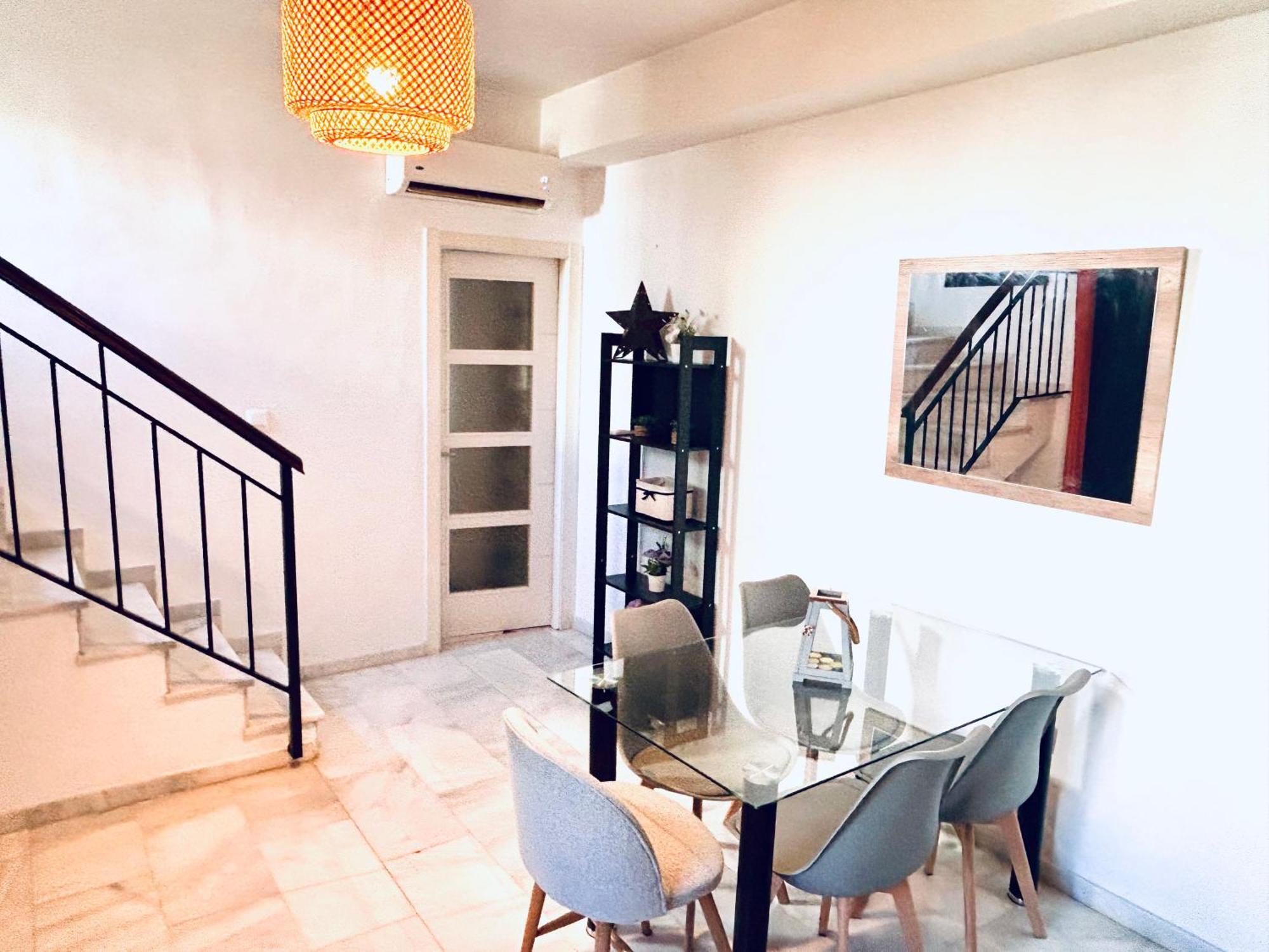 Patios De San Lorenzo Con Parking Holiday home Cordoba