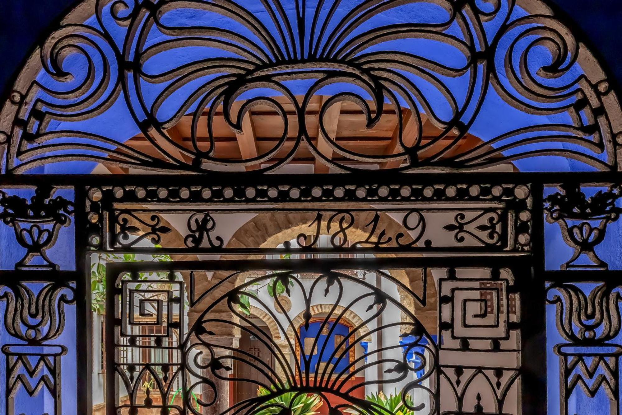 El Capricho De 1849 & Parking Apartamento
