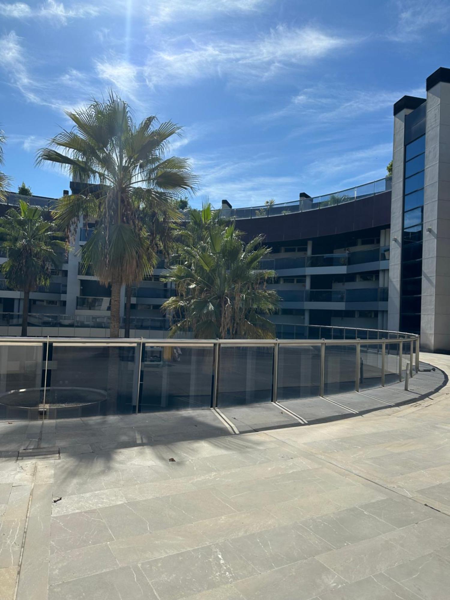 Tecnocordoba Aparcamiento Privado Gratuito Y Piscina Córdoba