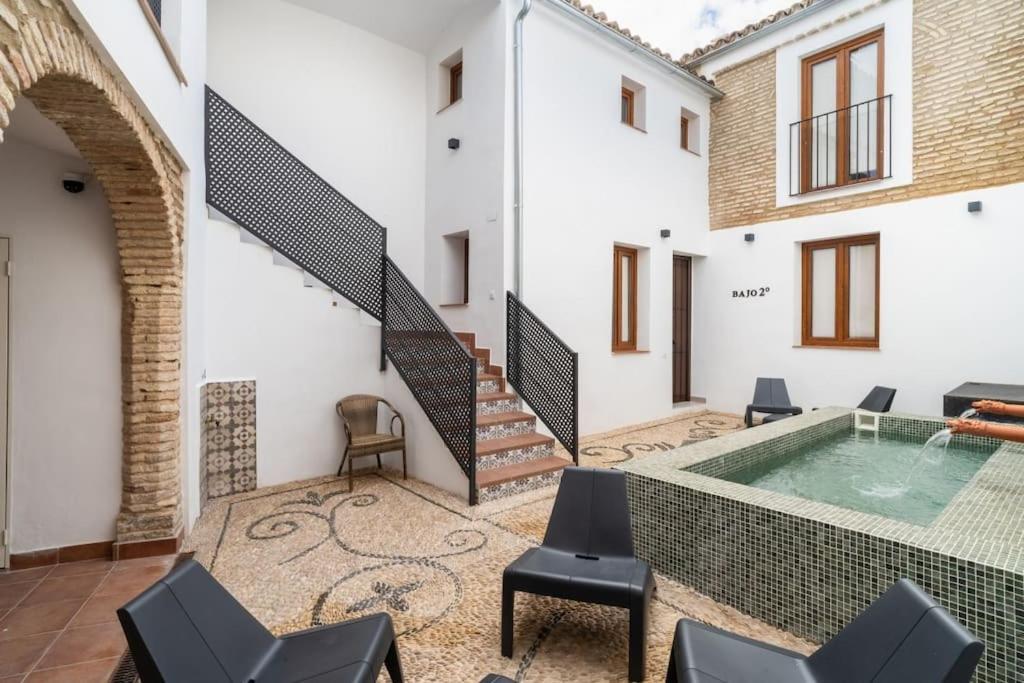 Stunning Andalusian Oasis With Terrace & Pool *