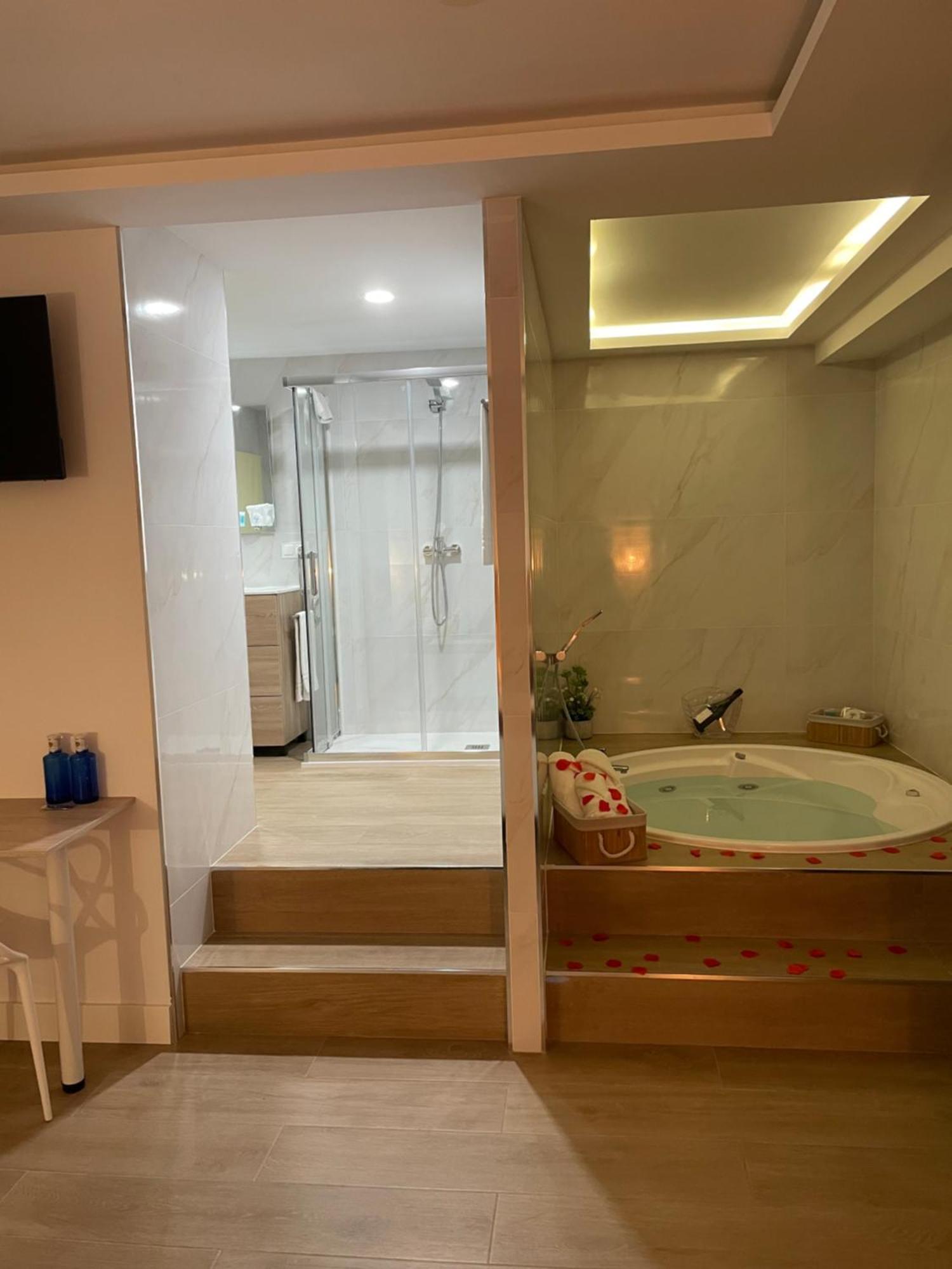 Manjares Hotel
