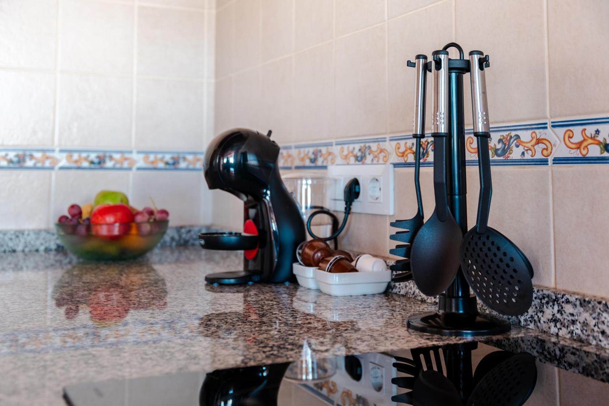 Сasa de vacaciones Con Piscina, Barbacoa, Aire Acondicionado, Wifi De Alta Velocidad, Cocina Exterior Y Parking *
