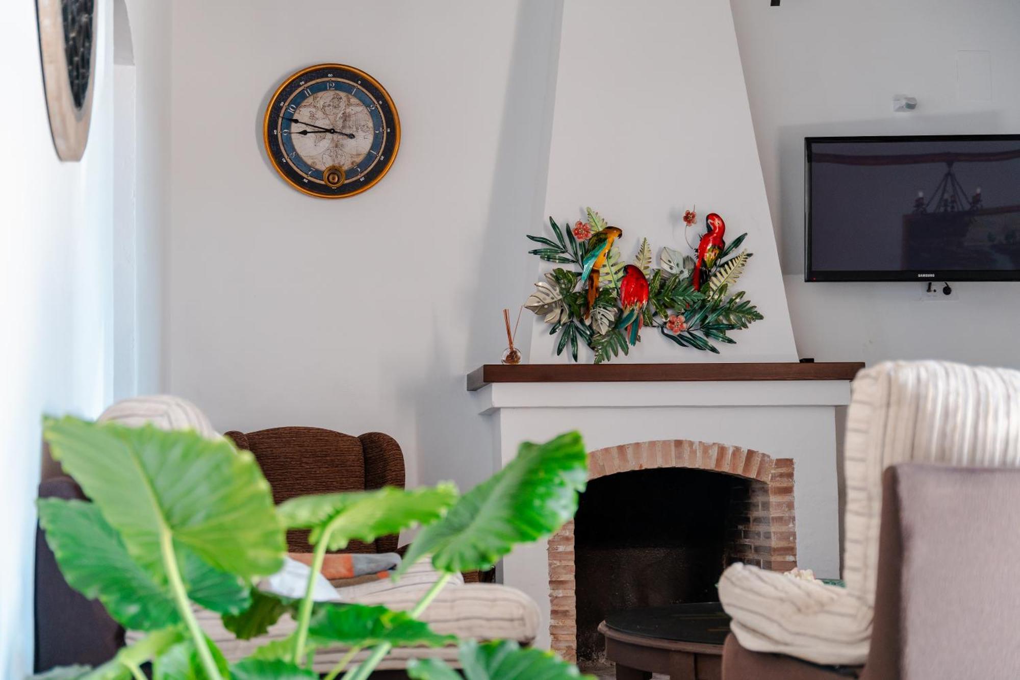 Con Piscina, Barbacoa, Aire Acondicionado, Wifi De Alta Velocidad, Cocina Exterior Y Parking Córdoba