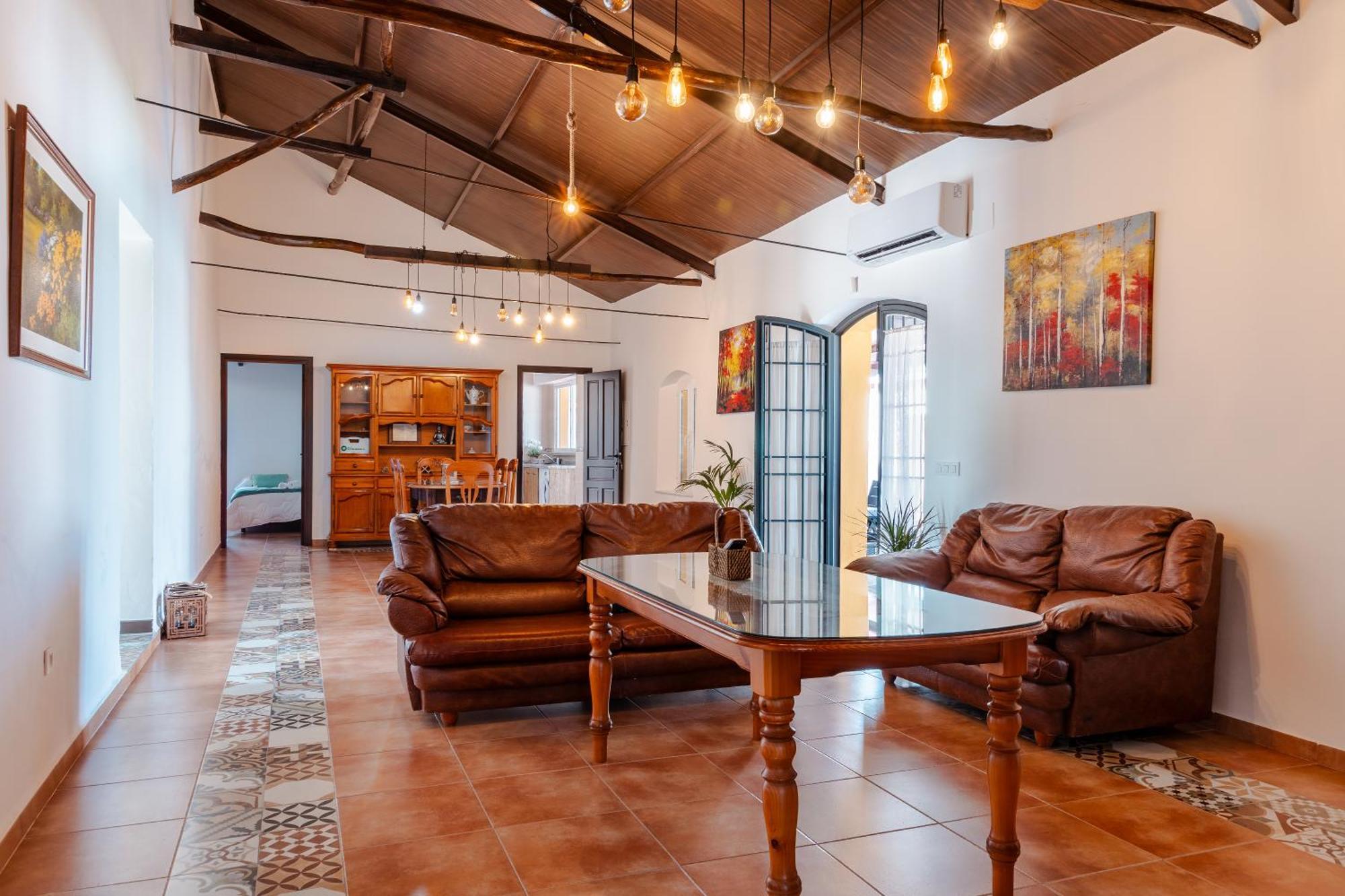 Con Piscina, Barbacoa, Aire Acondicionado, Wifi De Alta Velocidad, Cocina Exterior Y Parking * Córdoba