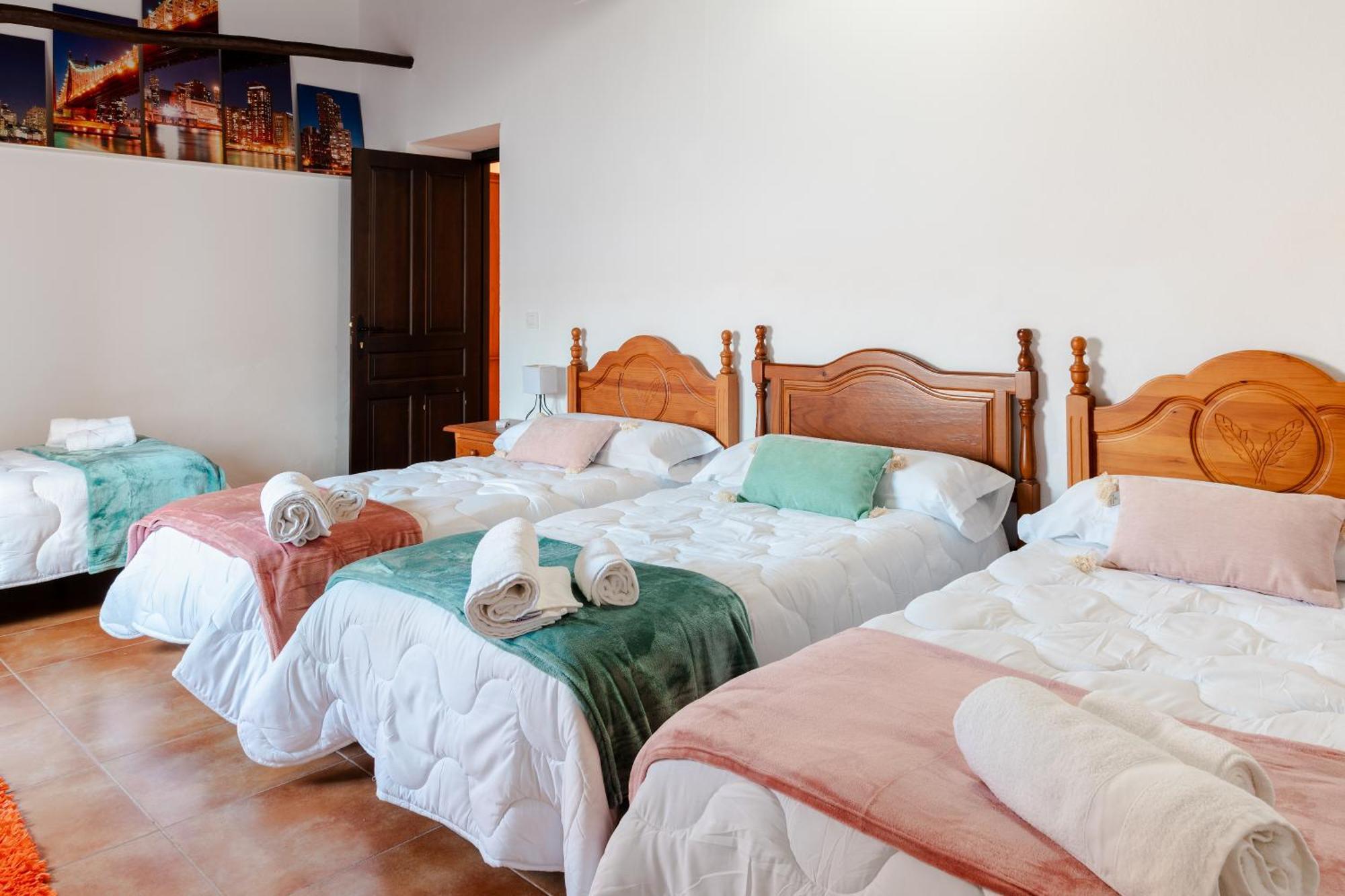 Сasa de vacaciones Con Piscina, Barbacoa, Aire Acondicionado, Wifi De Alta Velocidad, Cocina Exterior Y Parking Córdoba