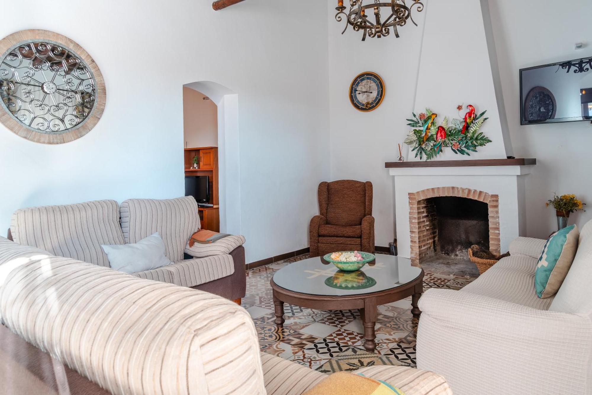 Сasa de vacaciones Con Piscina, Barbacoa, Aire Acondicionado, Wifi De Alta Velocidad, Cocina Exterior Y Parking