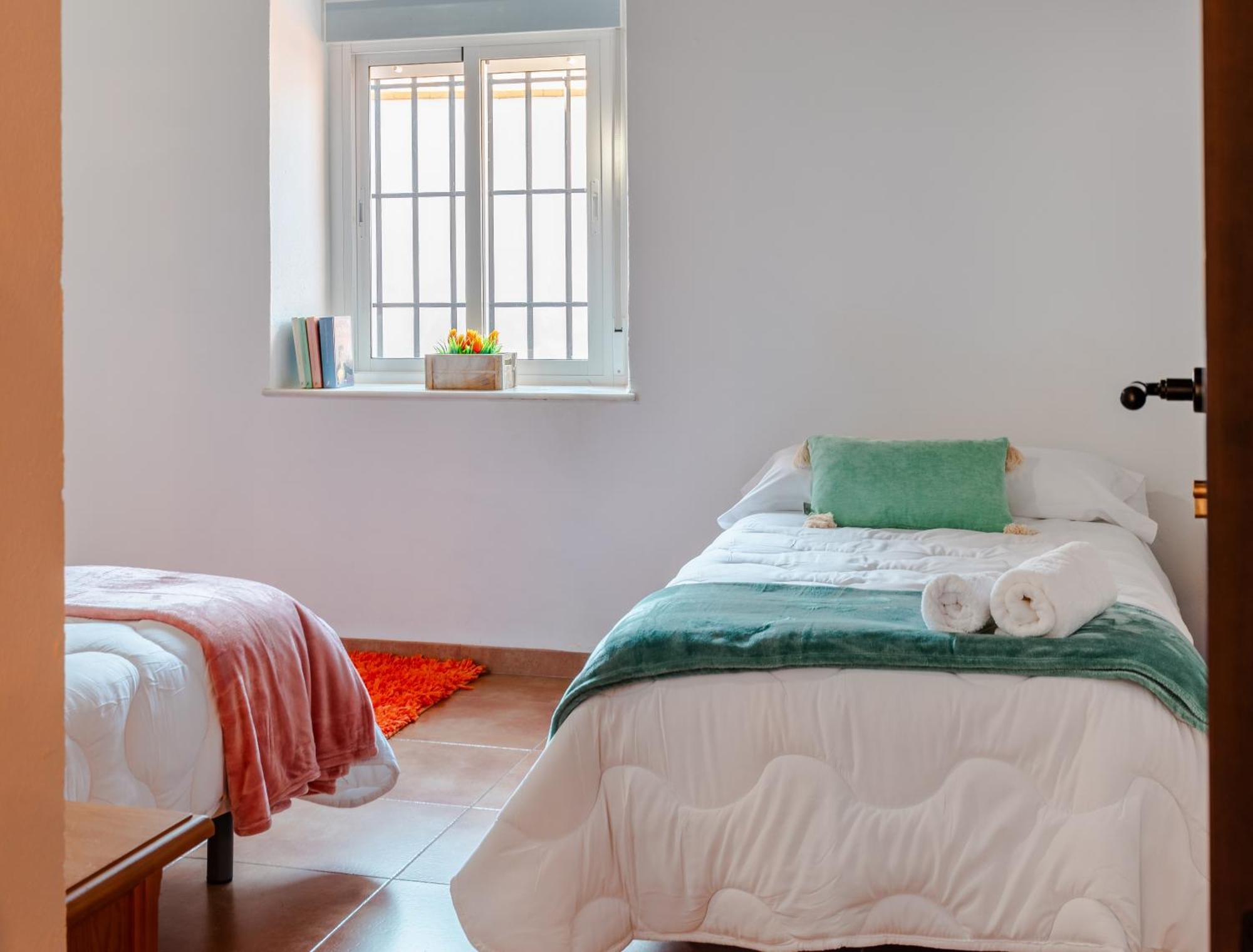 Con Piscina, Barbacoa, Aire Acondicionado, Wifi De Alta Velocidad, Cocina Exterior Y Parking Córdoba