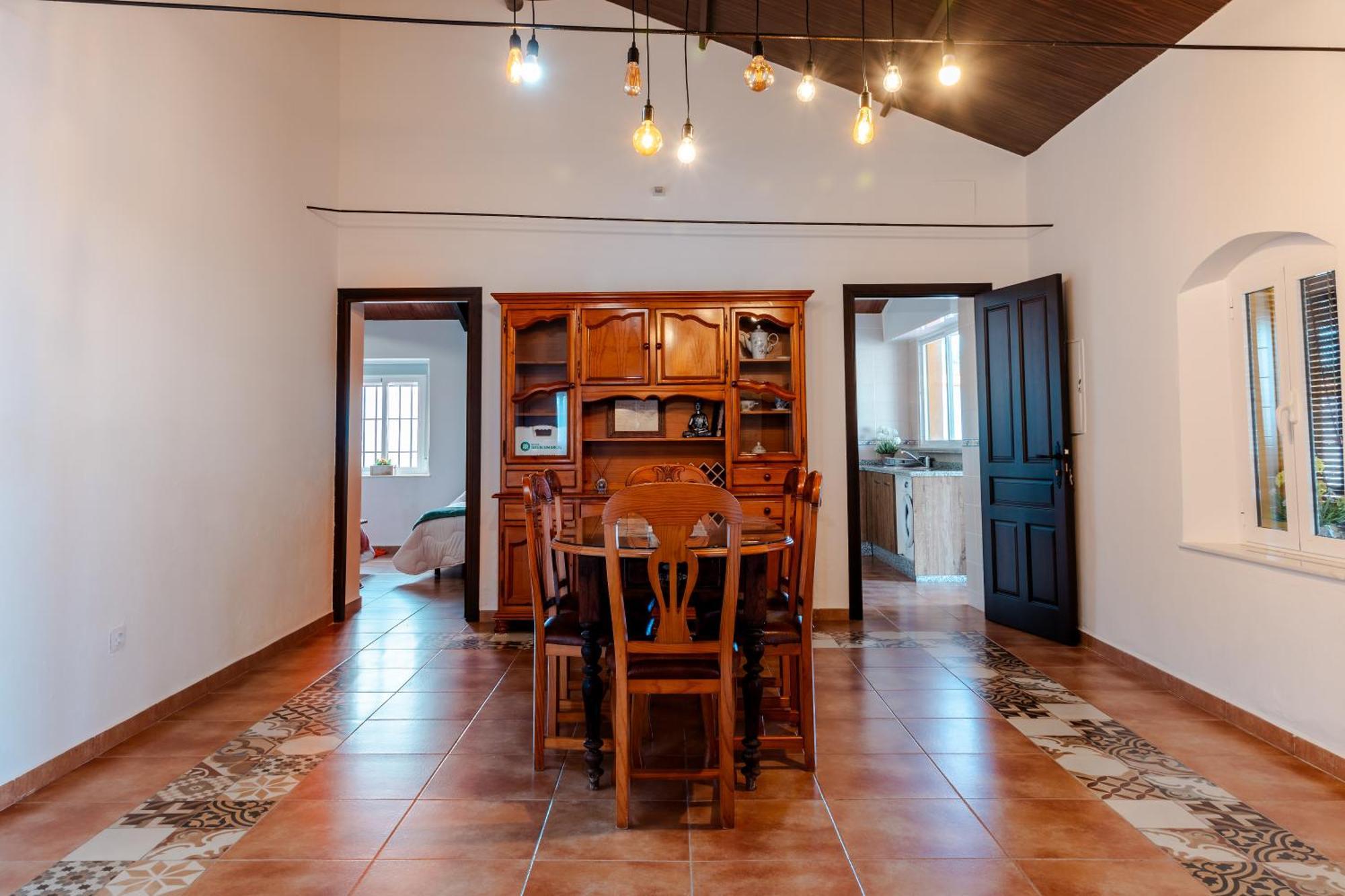 Сasa de vacaciones Con Piscina, Barbacoa, Aire Acondicionado, Wifi De Alta Velocidad, Cocina Exterior Y Parking