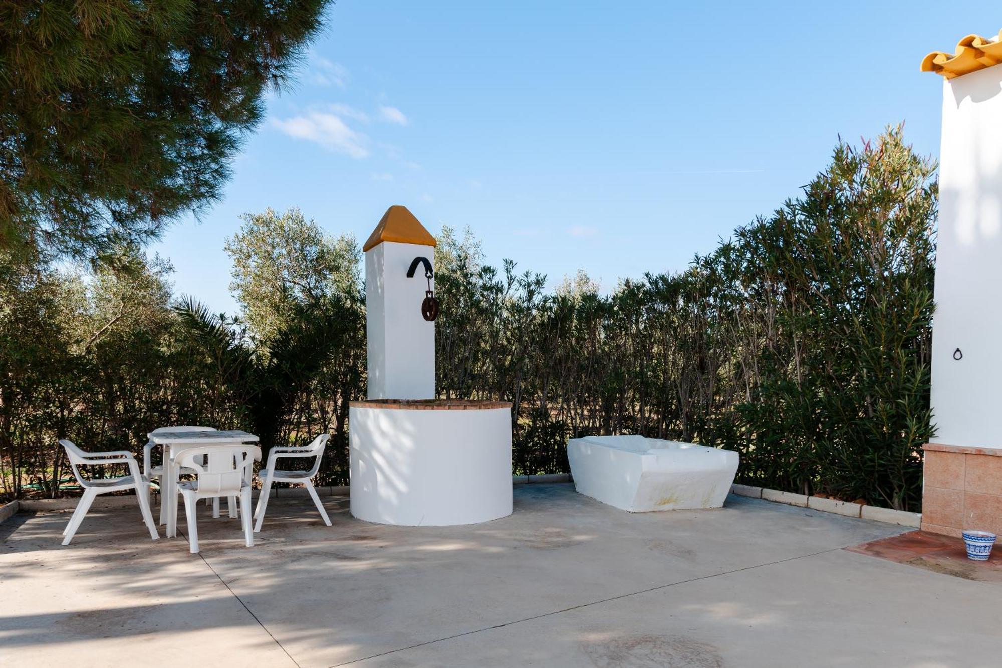 Con Piscina, Barbacoa, Aire Acondicionado, Wifi De Alta Velocidad, Cocina Exterior Y Parking Сasa de vacaciones