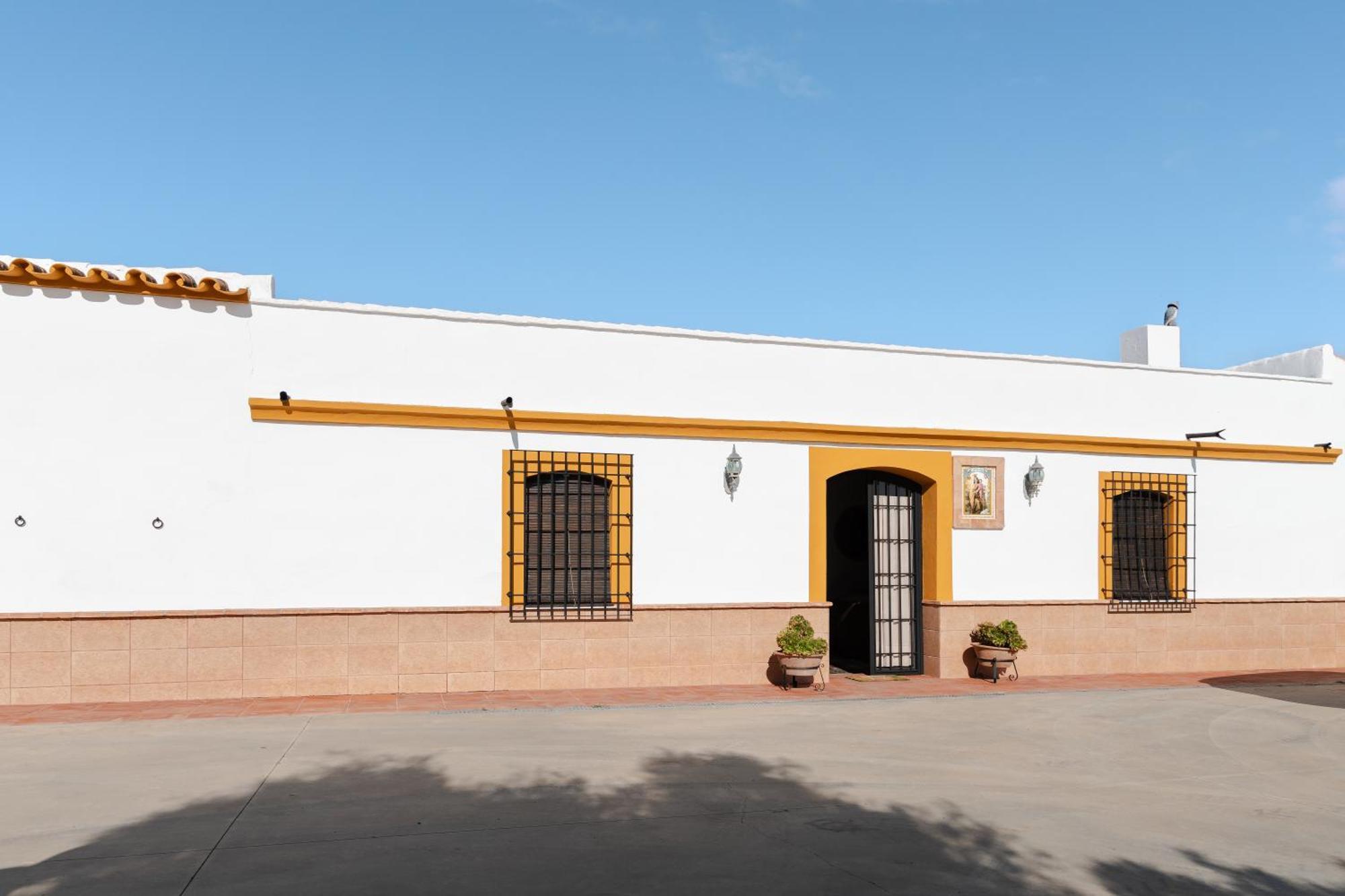 Сasa de vacaciones Con Piscina, Barbacoa, Aire Acondicionado, Wifi De Alta Velocidad, Cocina Exterior Y Parking Córdoba
