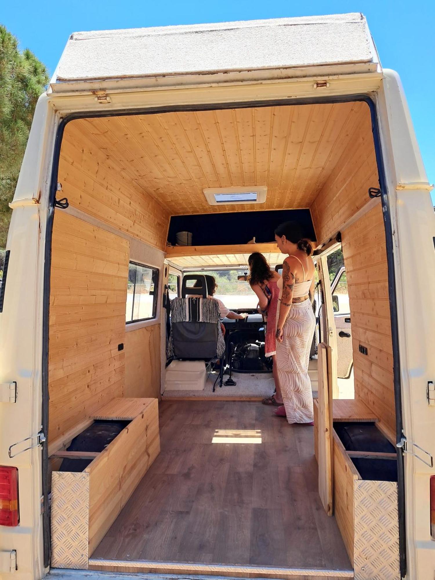Humannationvan22r44rs1 Campo de lujo Córdoba