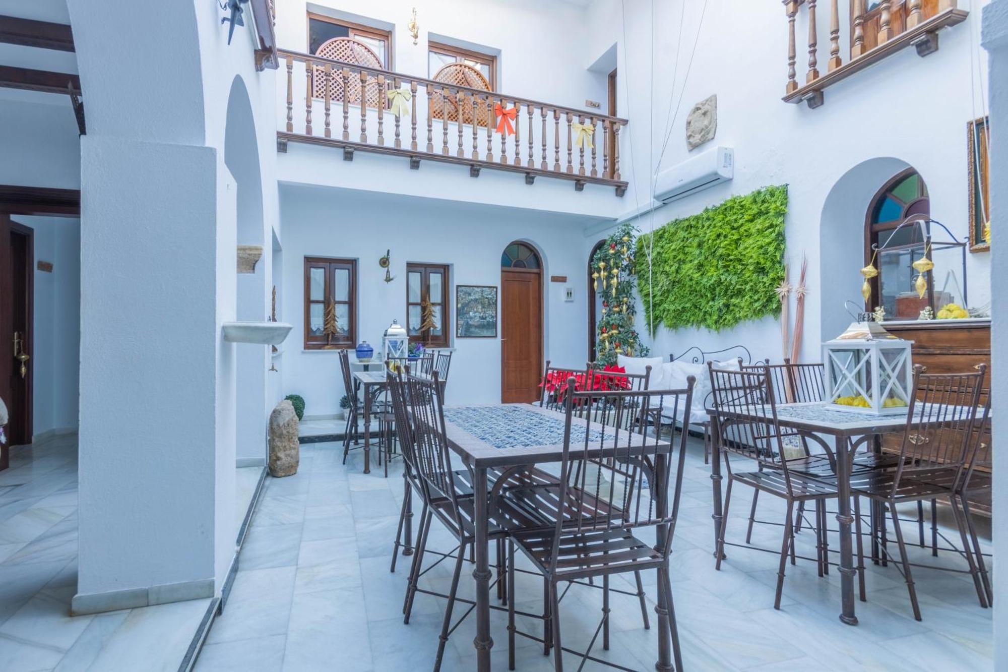 Mayflowers Hostel