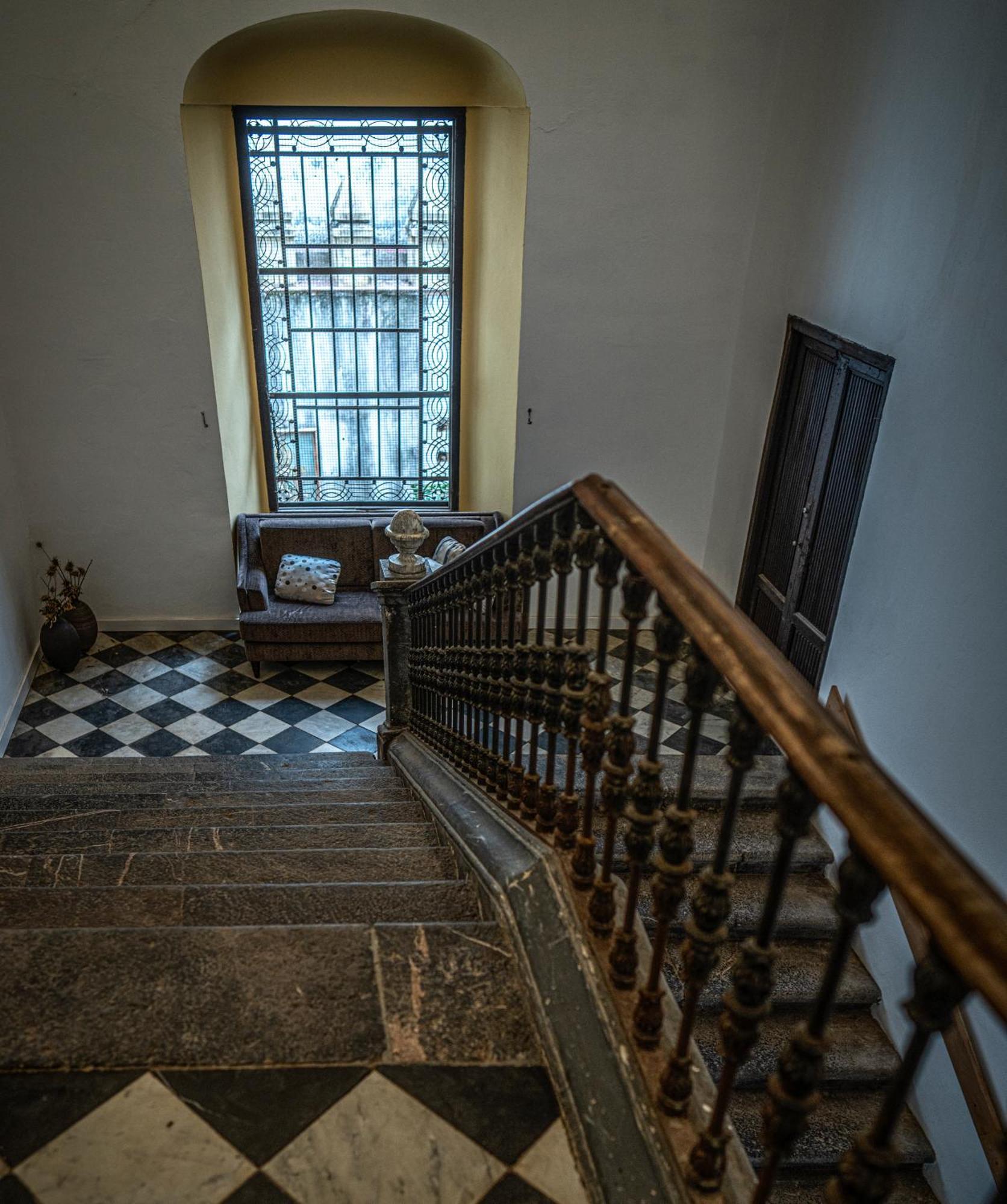 Palacio De Angulo Casa Historica En El Centro De
