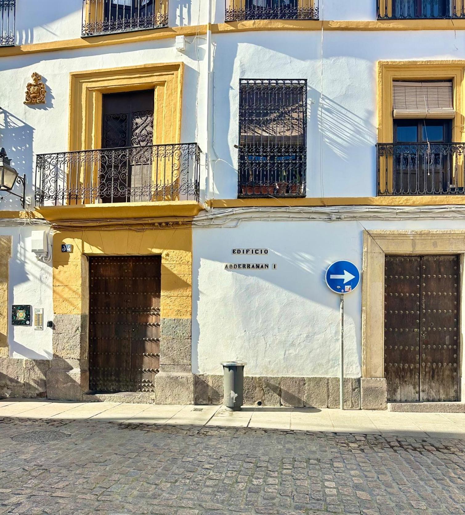 Apartamento De Estilo Tradicional Cordobés En Plaza De La Corredera Córdoba
