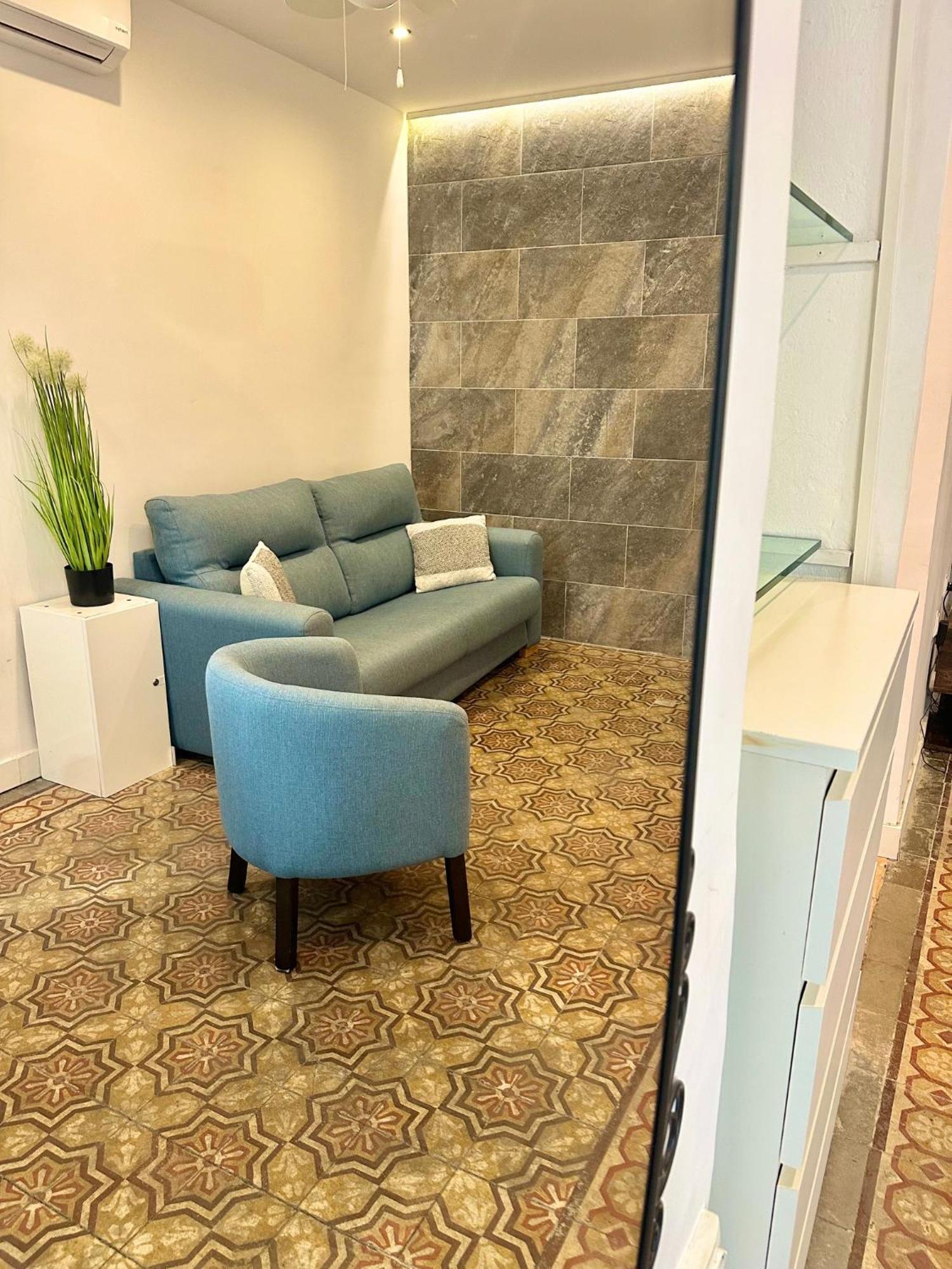 De Estilo Tradicional Cordobés En Plaza De La Corredera Apartamento
