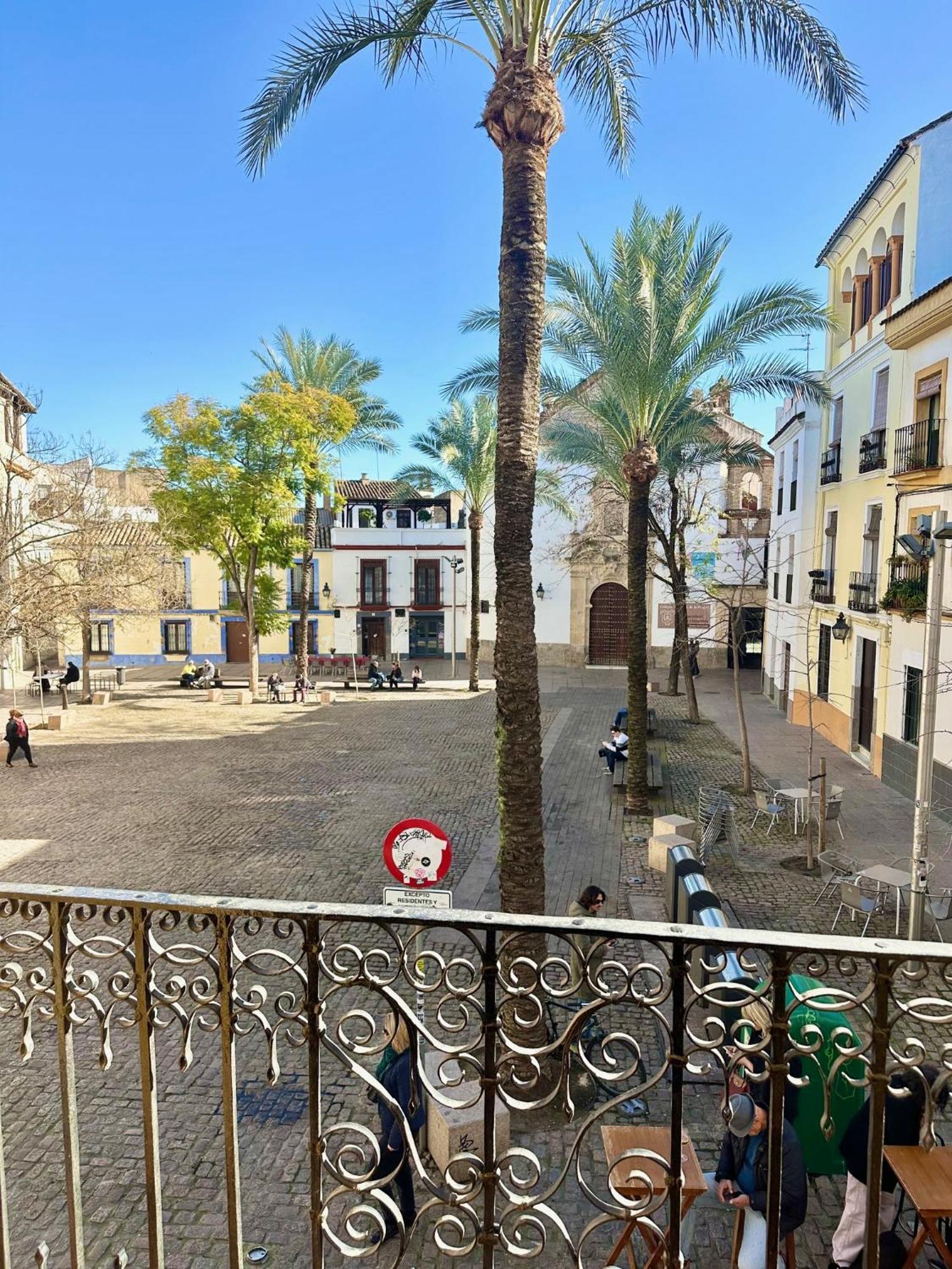 De Estilo Tradicional Cordobés En Plaza De La Corredera Apartamento *