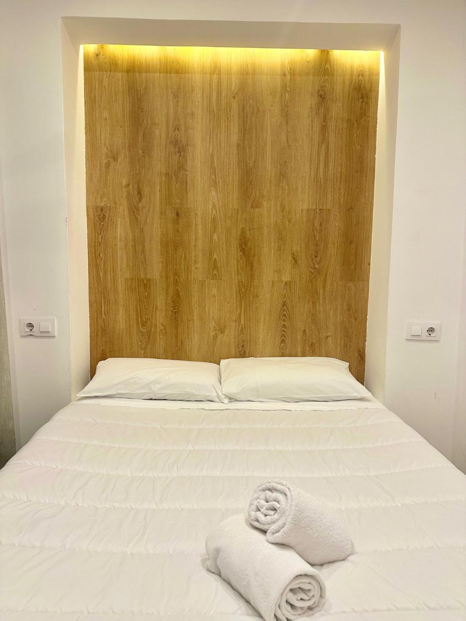 De Estilo Tradicional Cordobés En Plaza De La Corredera Apartamento *