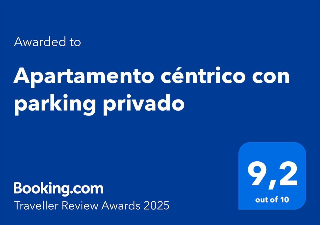 Apartamento Céntrico Con Parking Privado *