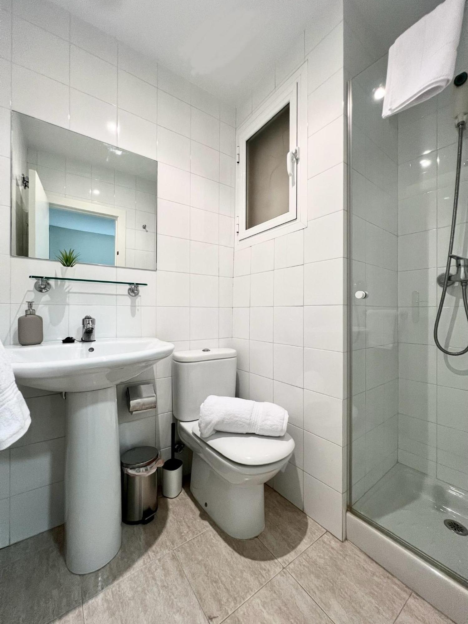 Deluxe Puerta De Almodovar Apartamento