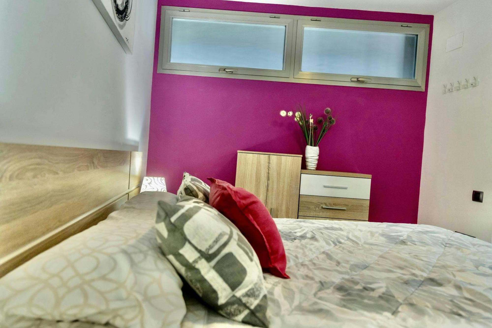 Apartamento Paises Balticos Con Parking Gratis