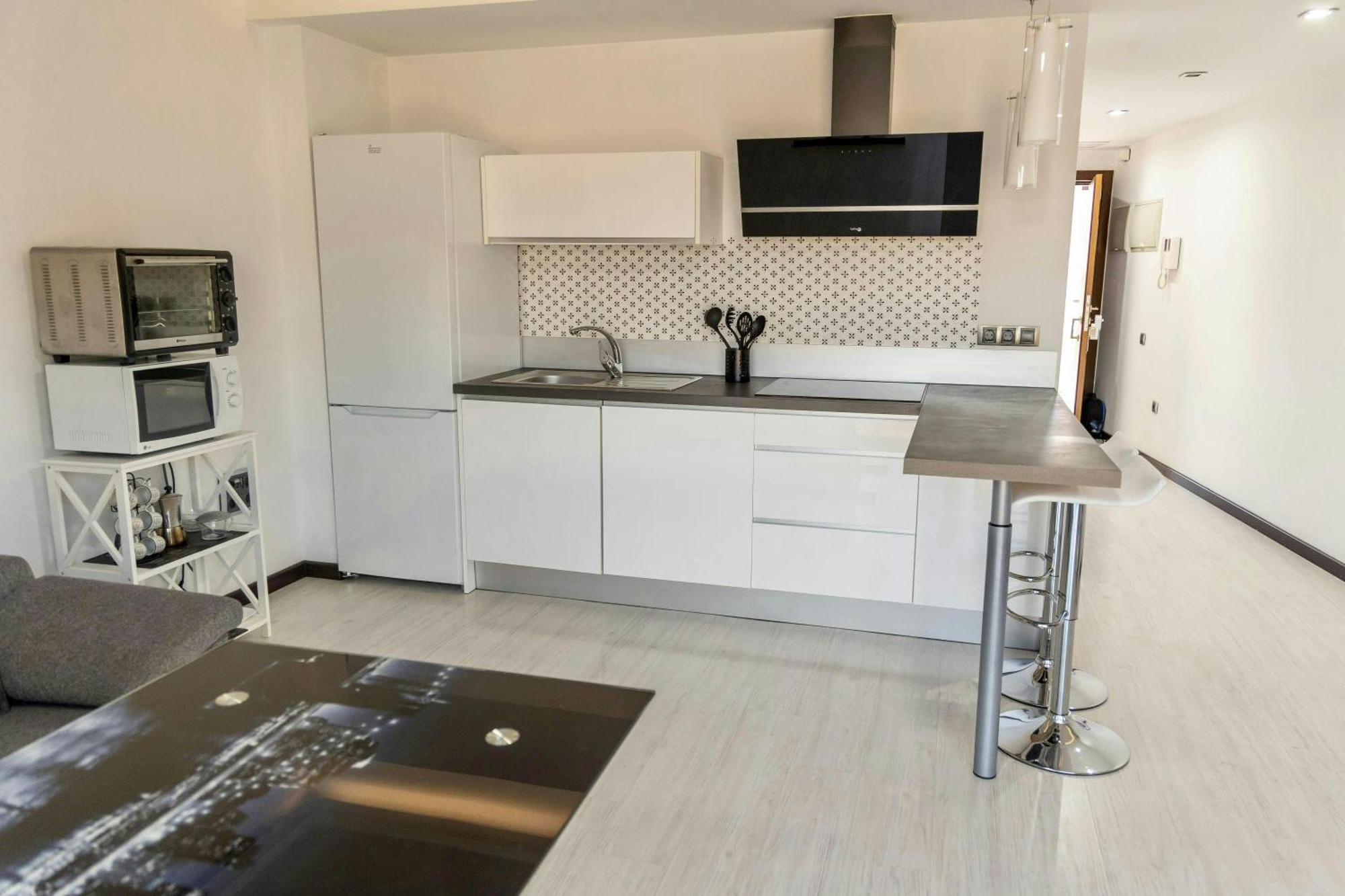 Apartamento Paises Balticos Con Parking Gratis *