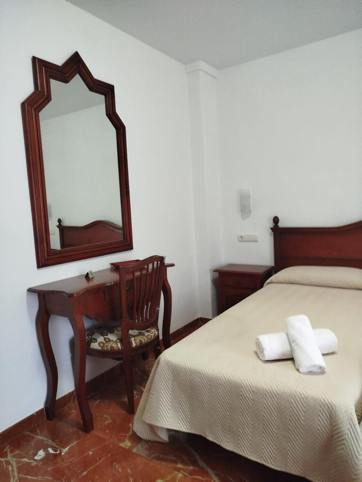 Hotel La Ribera 2*