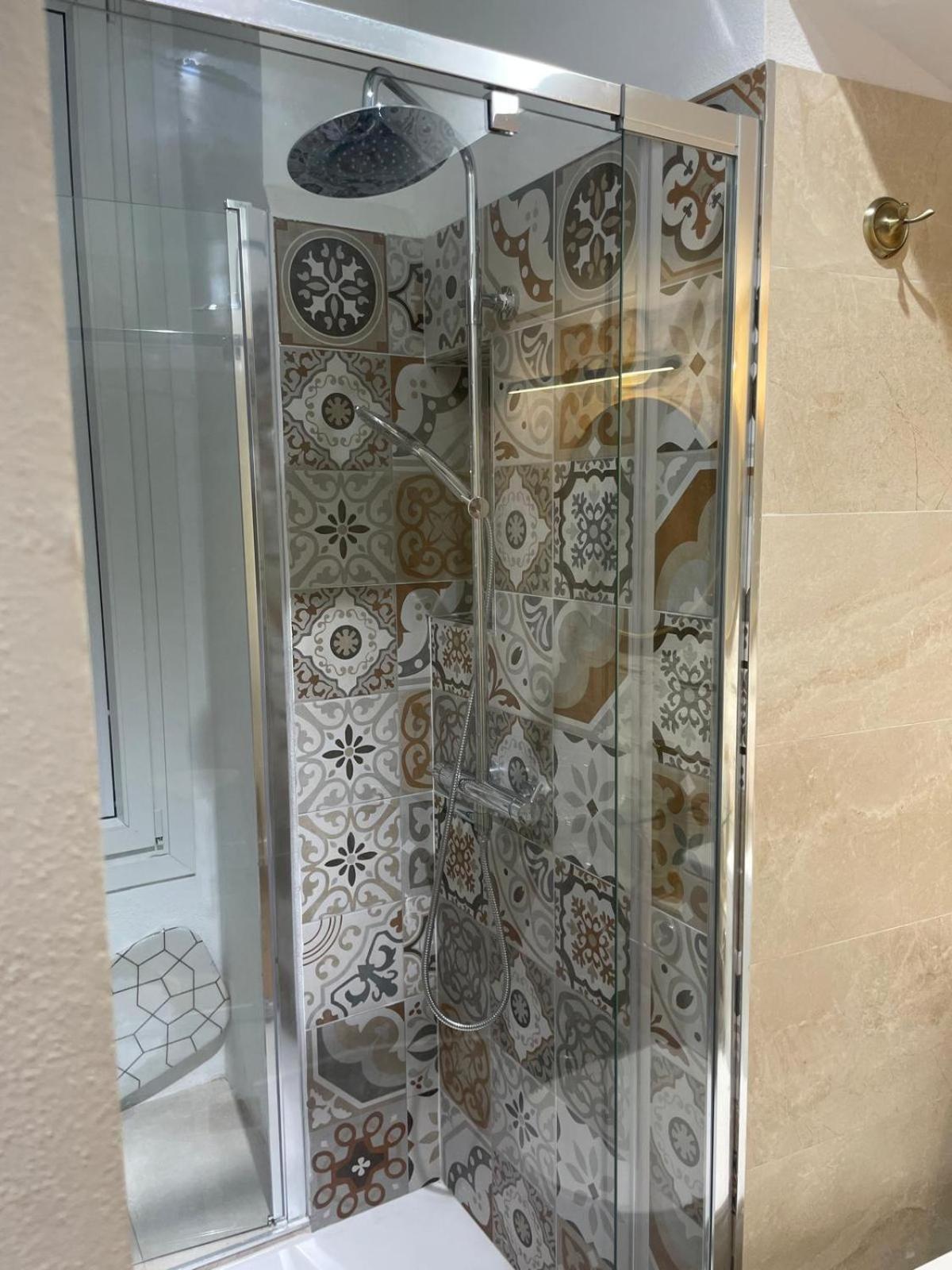 Hospederia El Reloj 2 Bedrooms *
