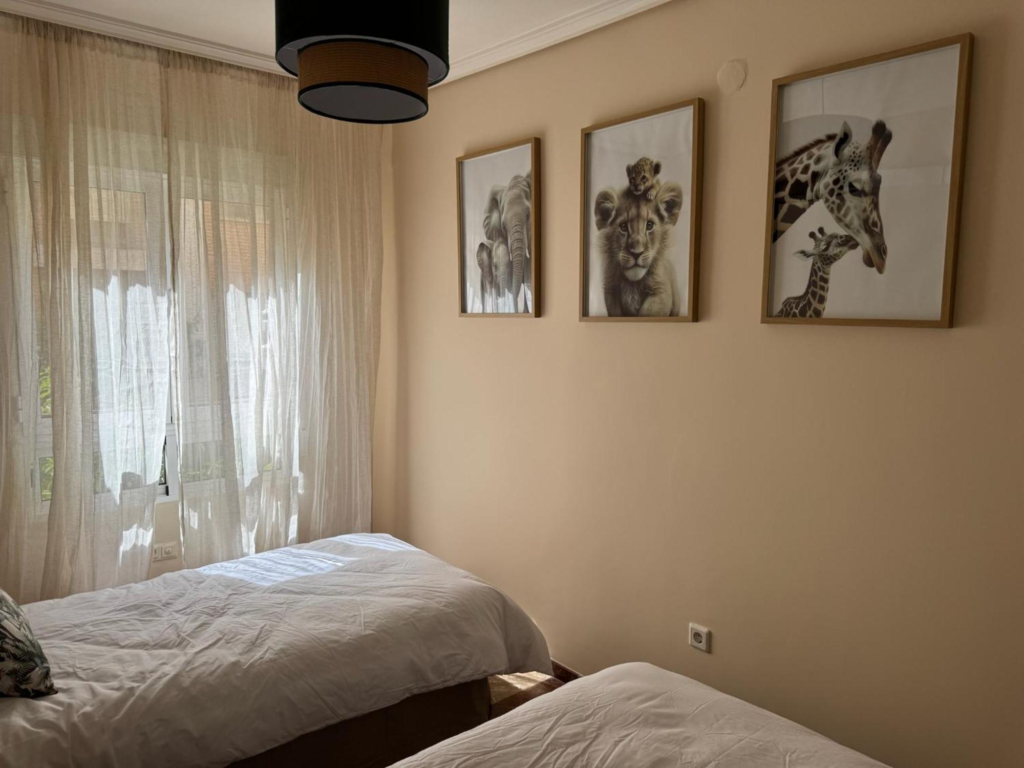 Urban Apartamento *