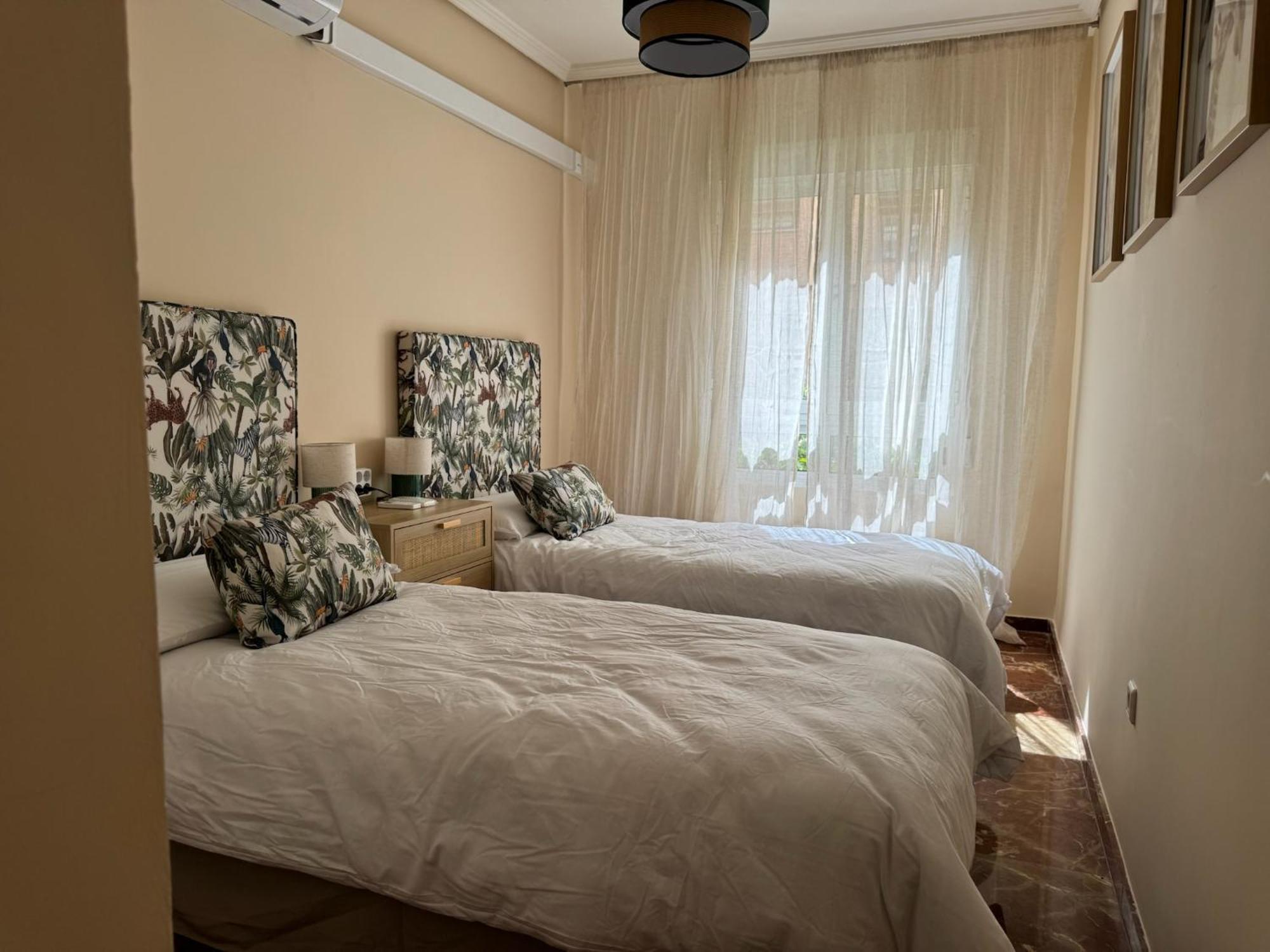 Urban Apartamento *