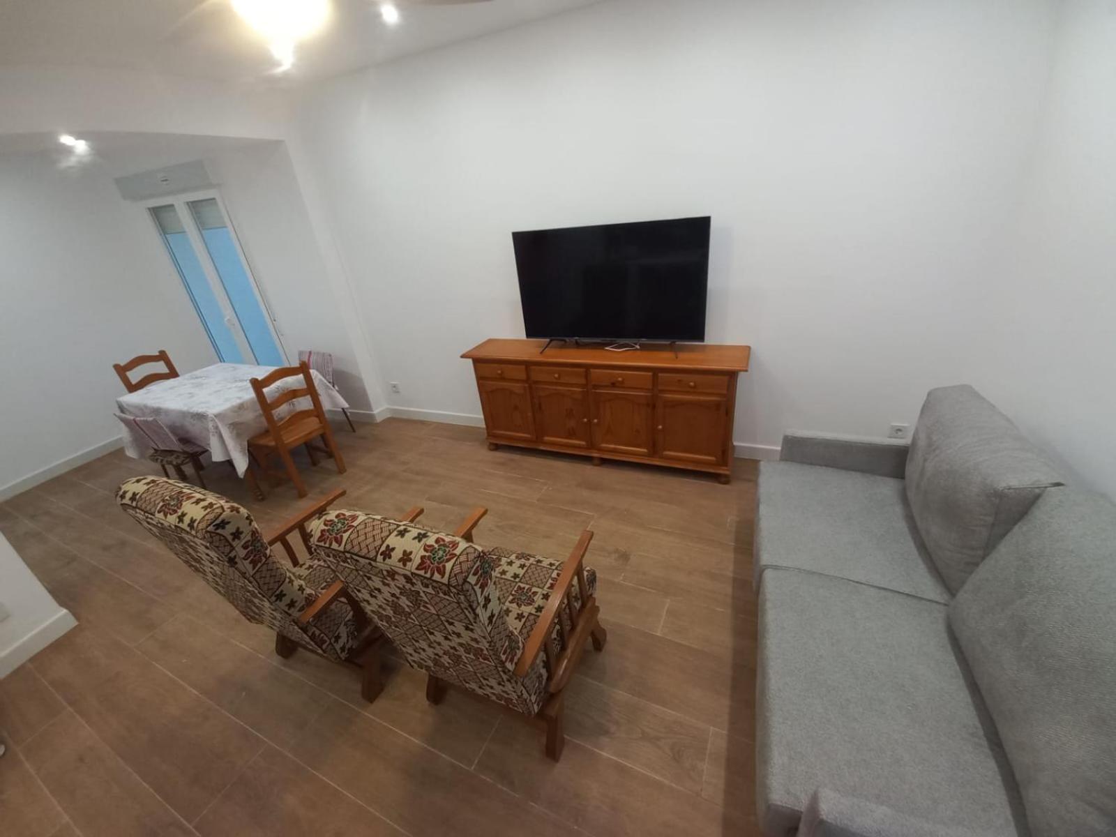 Apartamento Casa Puerta De Almodovar 2