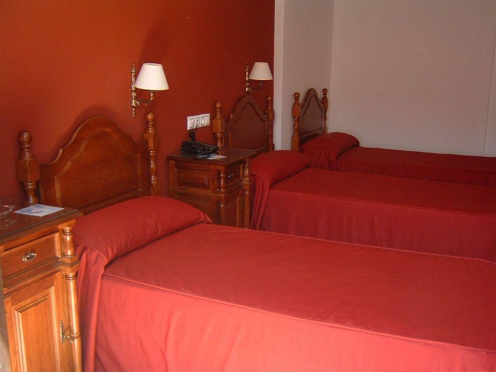 Hotel Marisa 2*