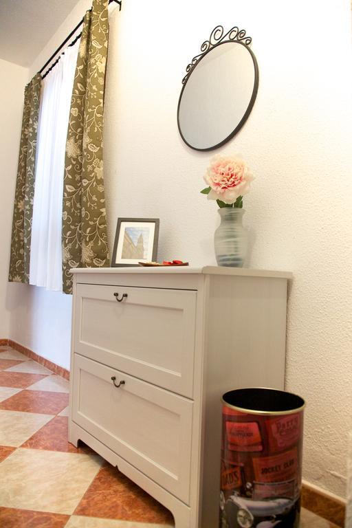 Apartment Plaza De Austria