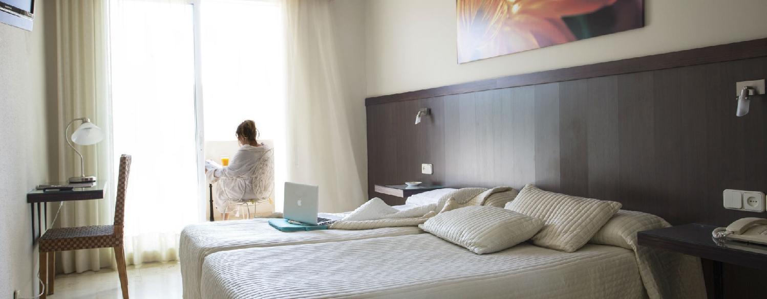 Hotel Oasis 2*