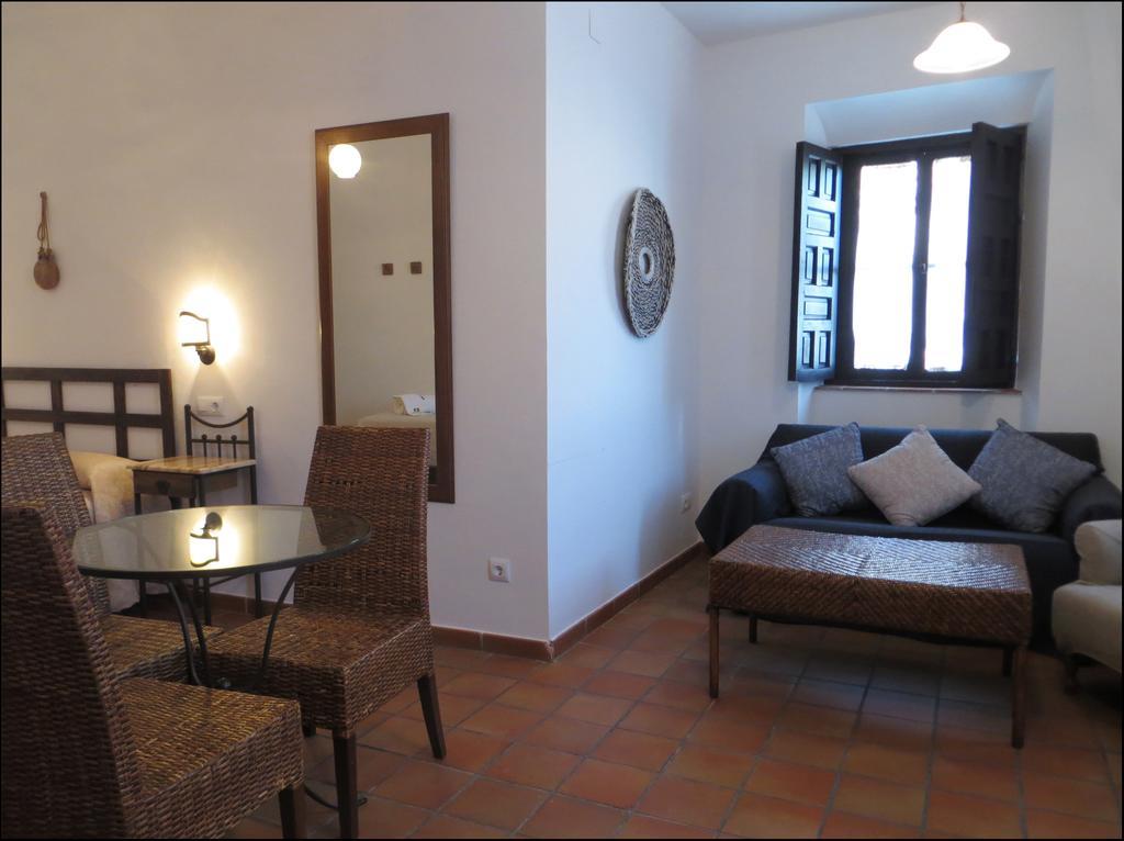 Plaza Apartment