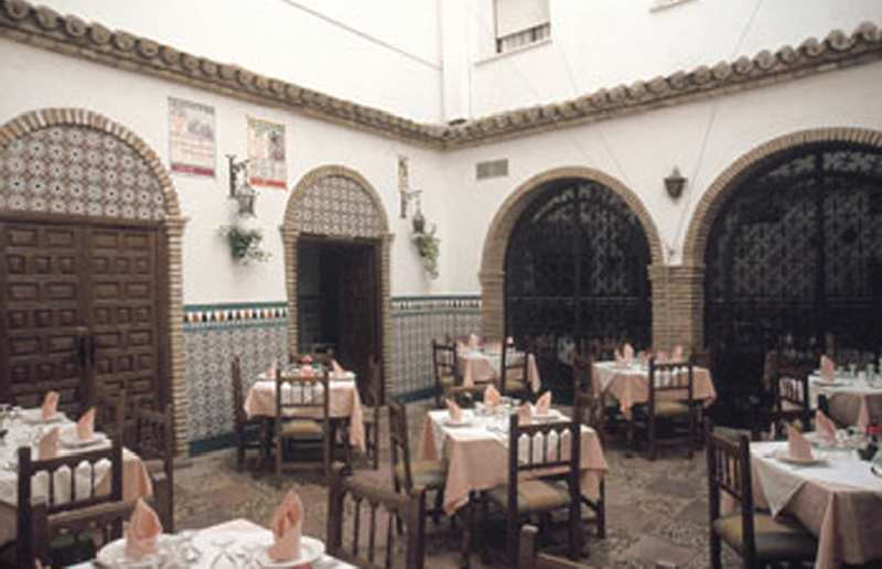 Pensión El Triunfo 2*