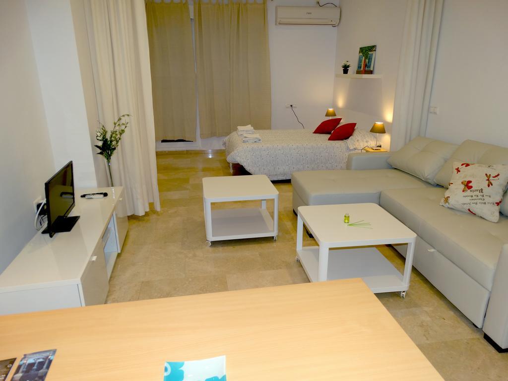 Minimalist Loft Center By Gms Córdoba