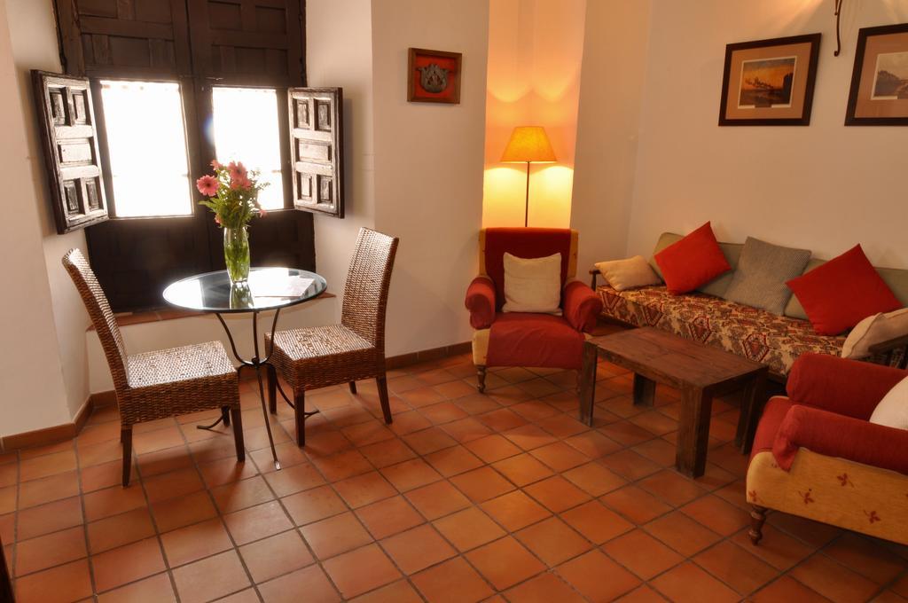 Plaza Apartment