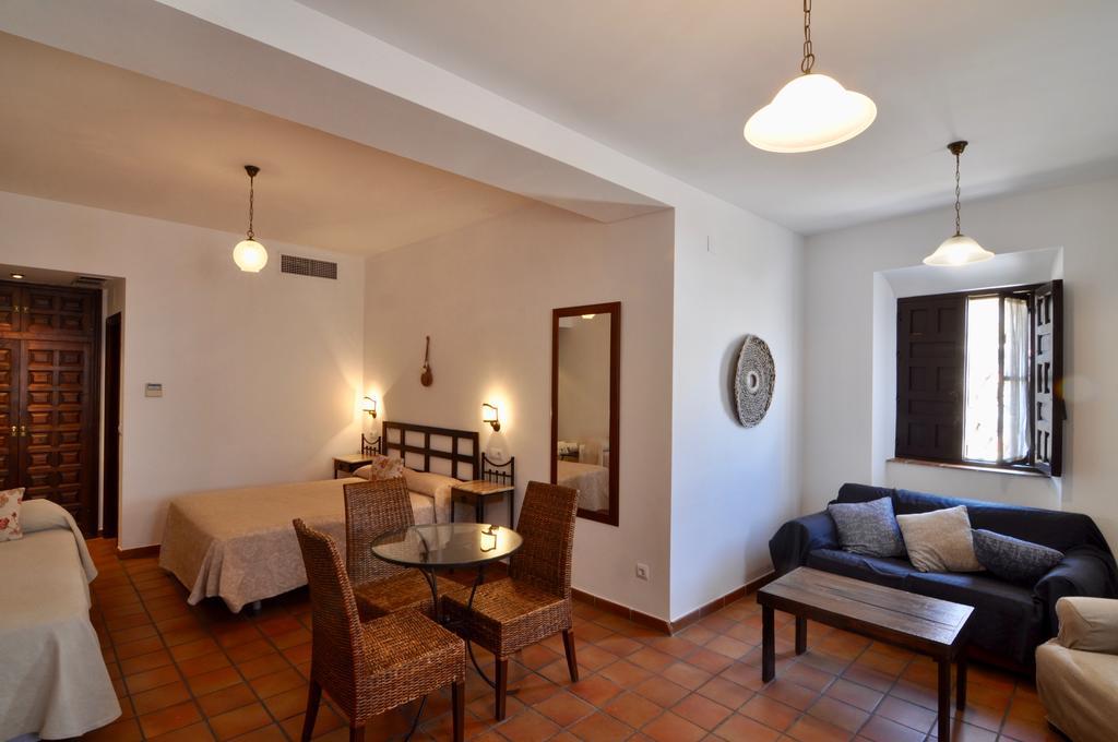 Plaza Apartment
