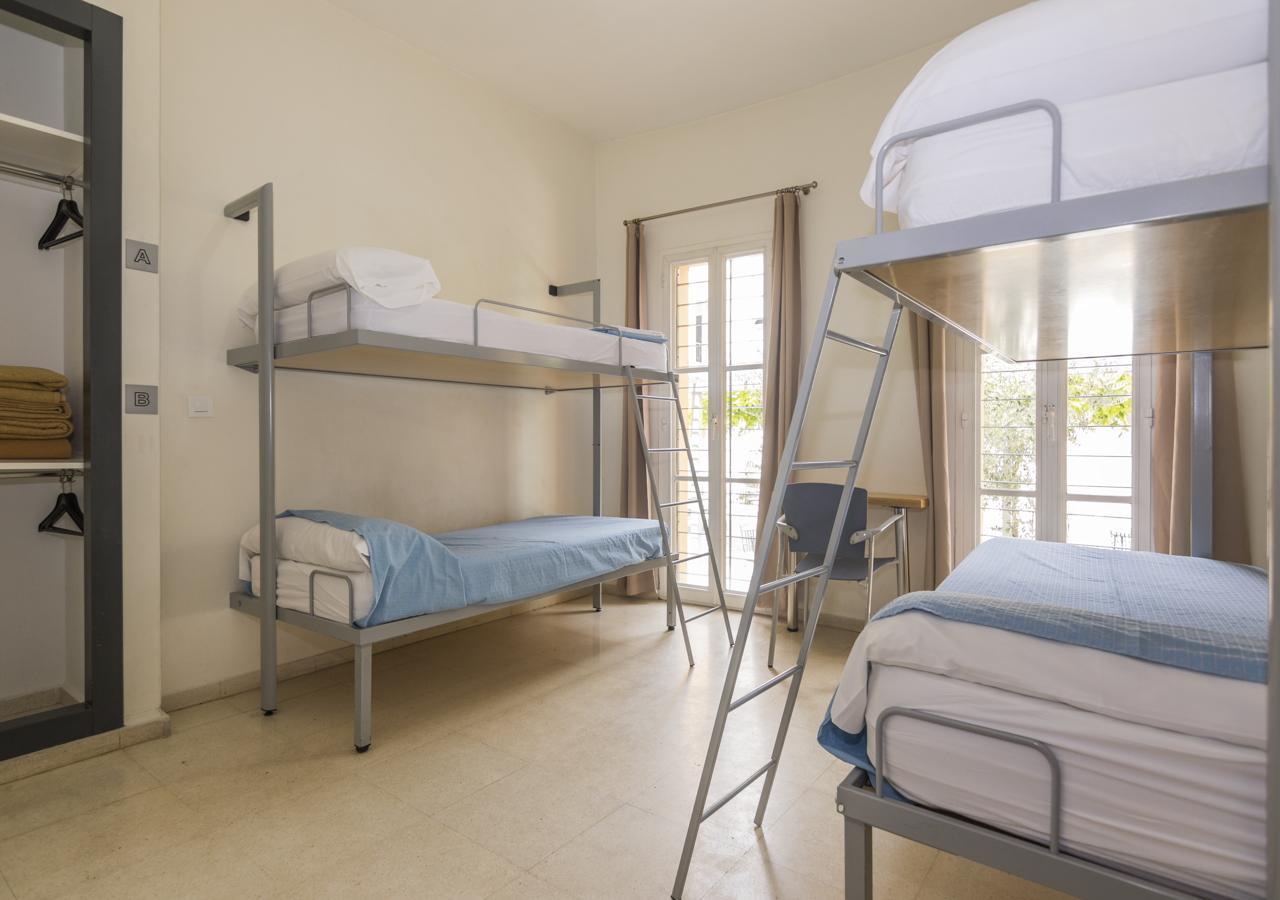 Inturjoven Hostel *