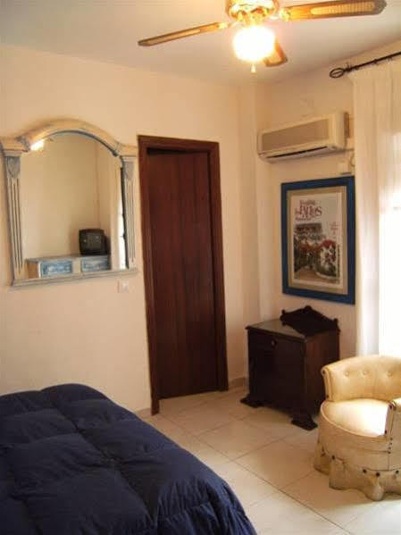 Guest house Hostal Funky By Arc House