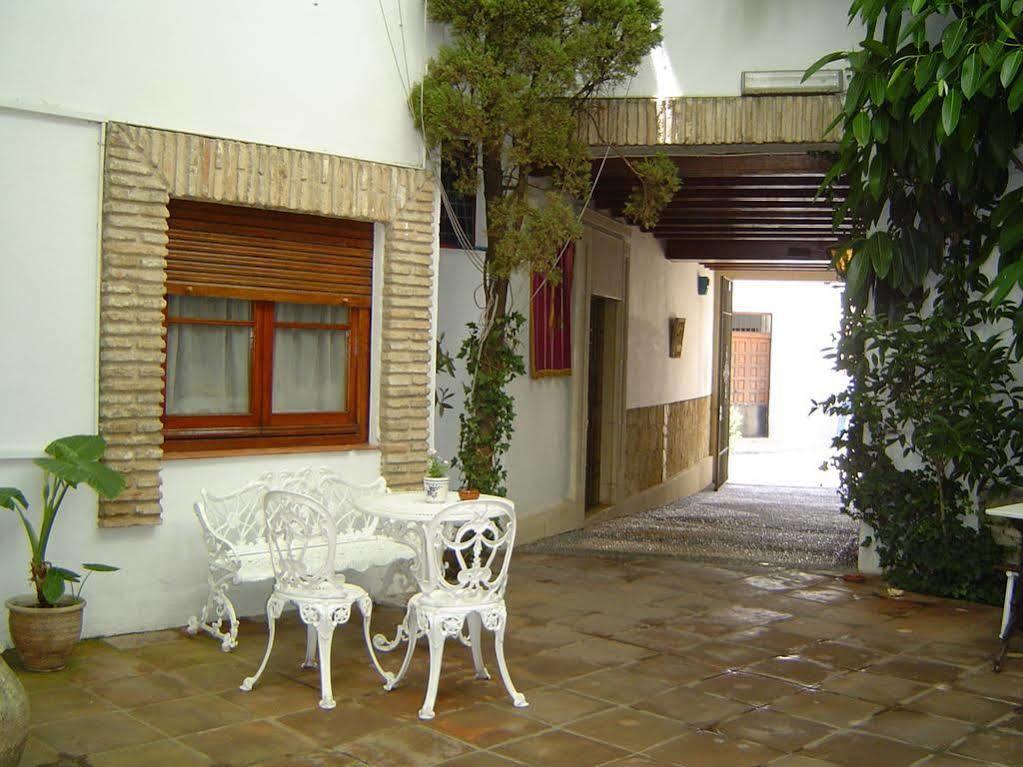 Albucasis Hotel