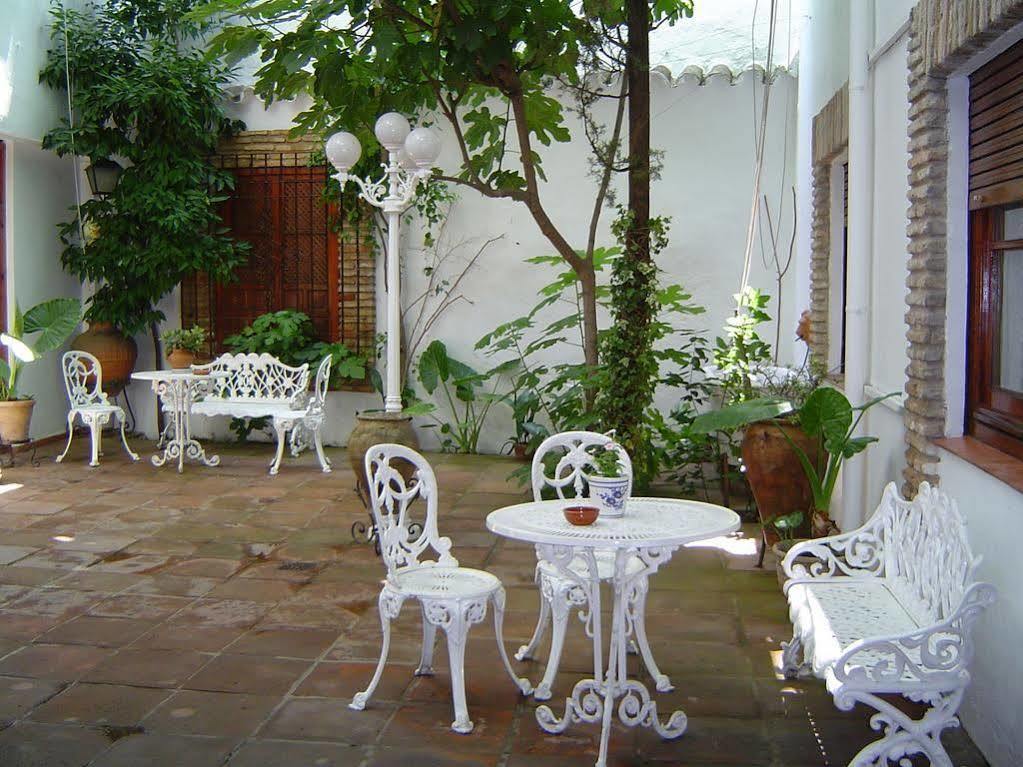 Albucasis Hotel 2*